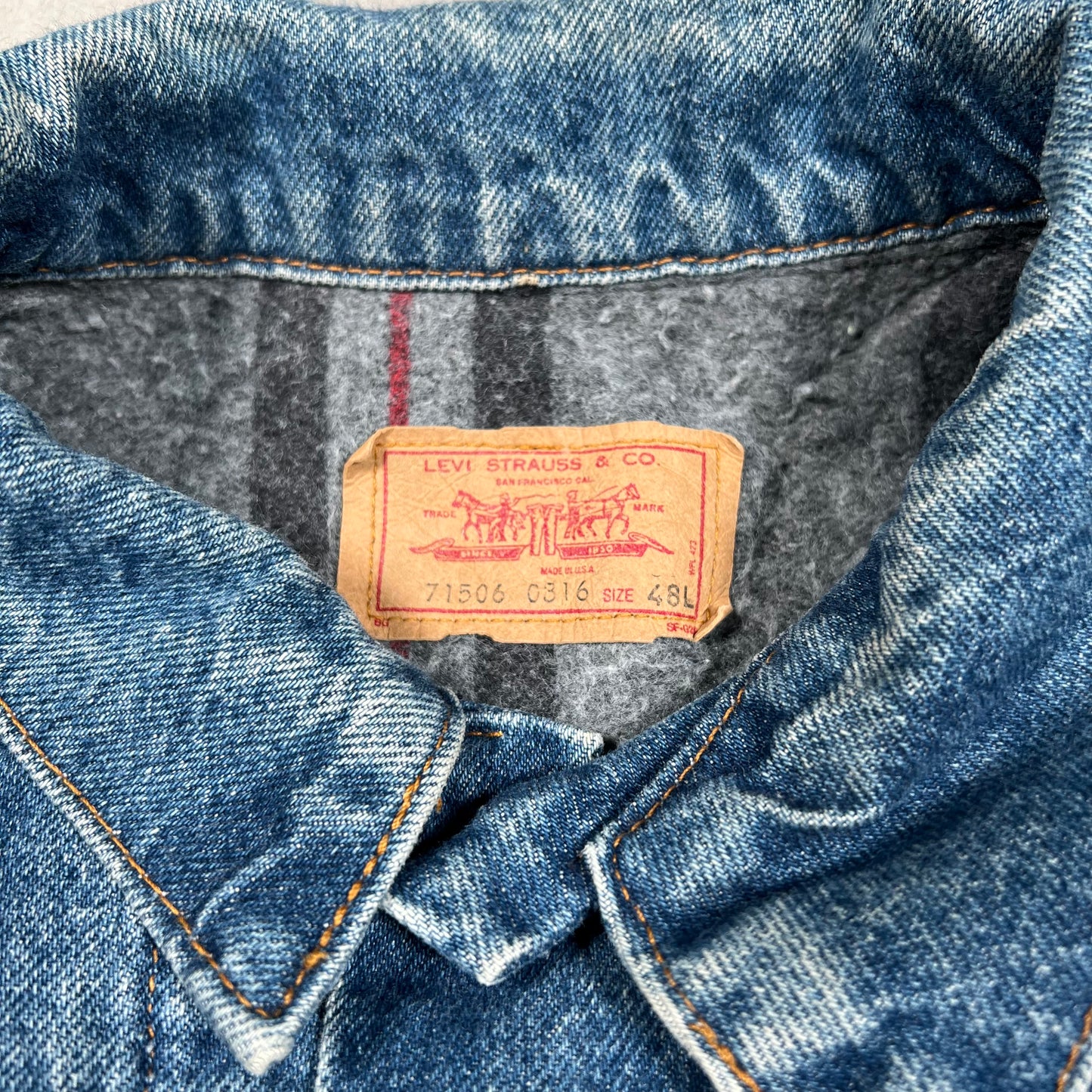 1980s Levis Denim Trucker Blanket Lining Blue Jean Jacket Size Large USED v19764