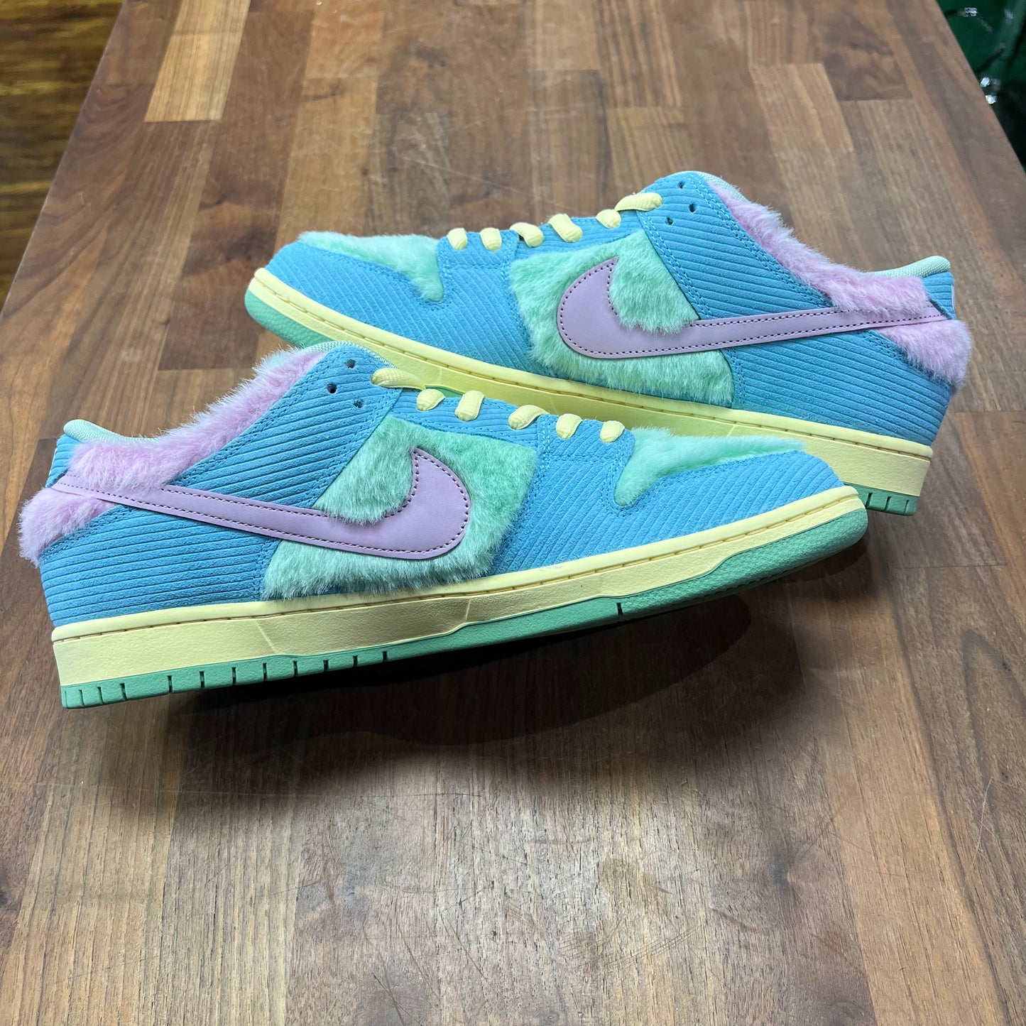 Nike SB Dunk Low Verdy Visty Size 14 NEW s15686