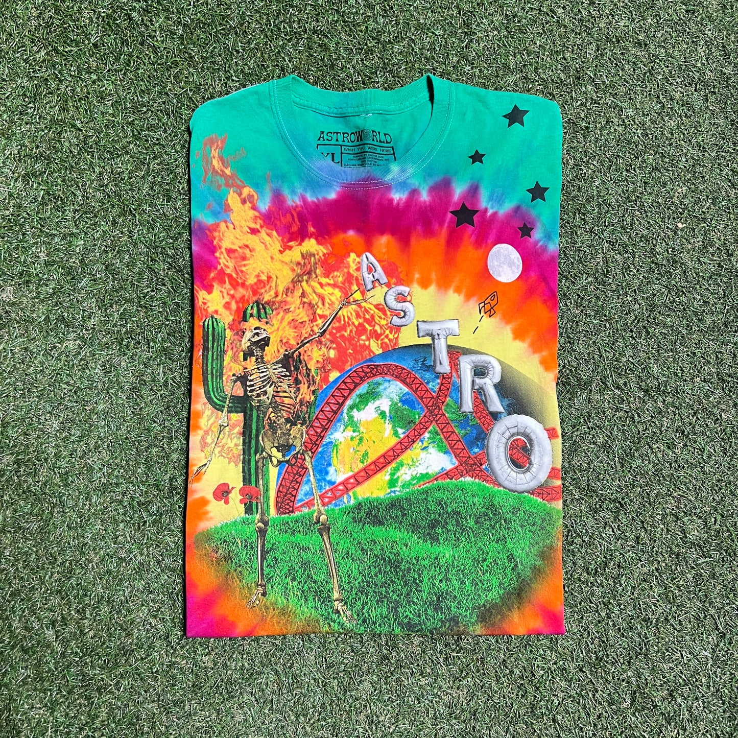 Travis Scott Astroworld Smiley Tie Dye Tee Size XL USED x13312