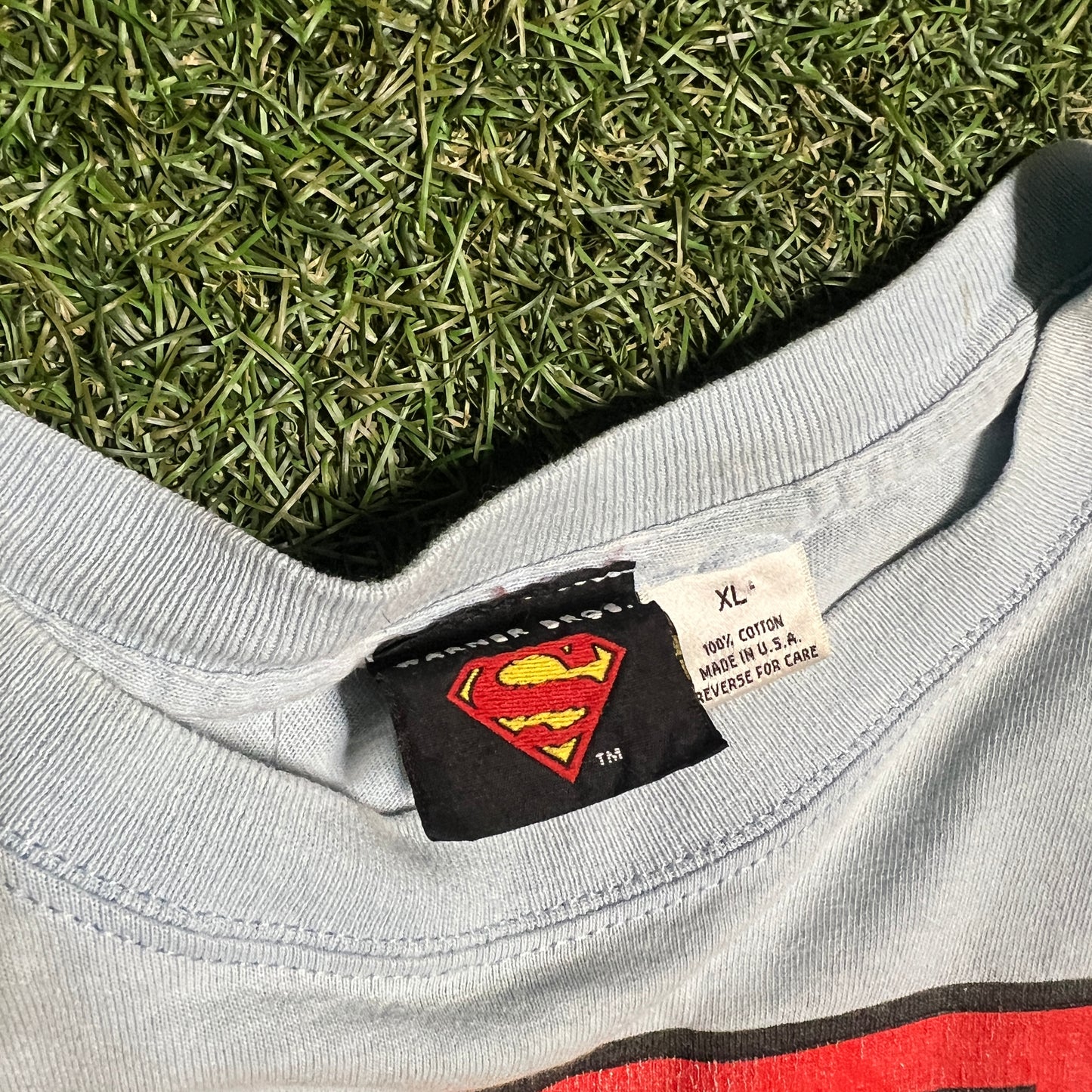 Superman 2000 Logo Light Blue Tee Size XL USED v6390