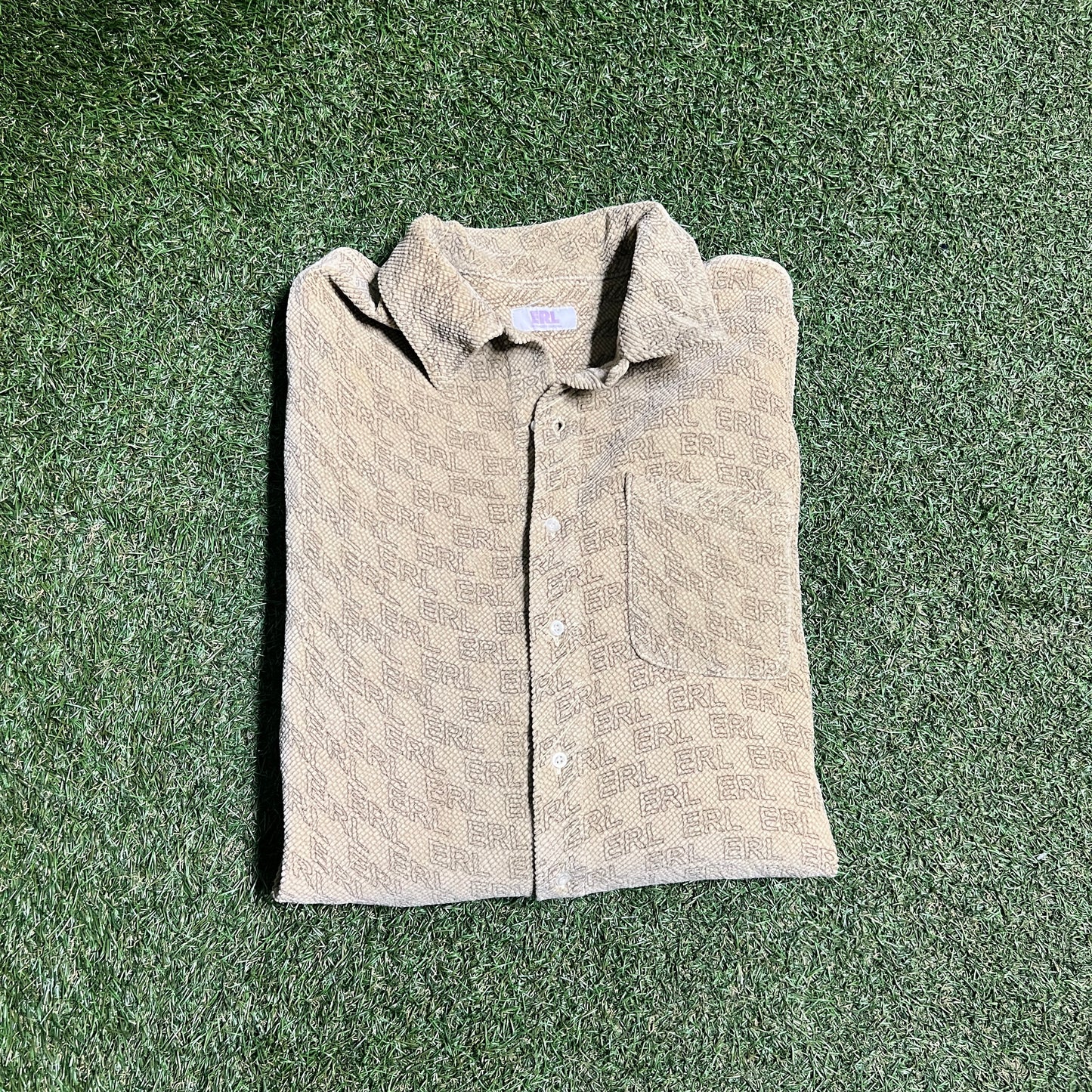 ERL Repeat Logo Corduroy Button Up Tan Shirt Size Large USED x13368