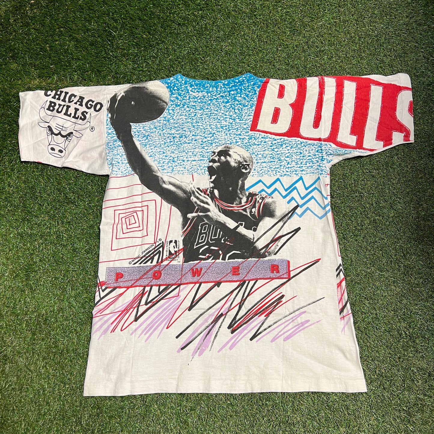Michael Jordan Magic Johnson Tag Full Print White/ Blue Size Medium USED v5170
