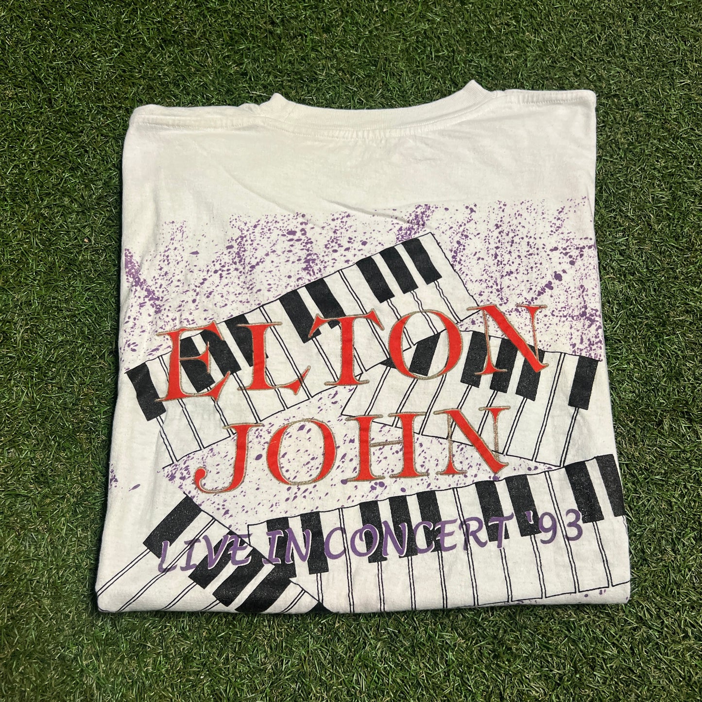 1993 Elton John Live in Concert White Tee Size Large USED v14953
