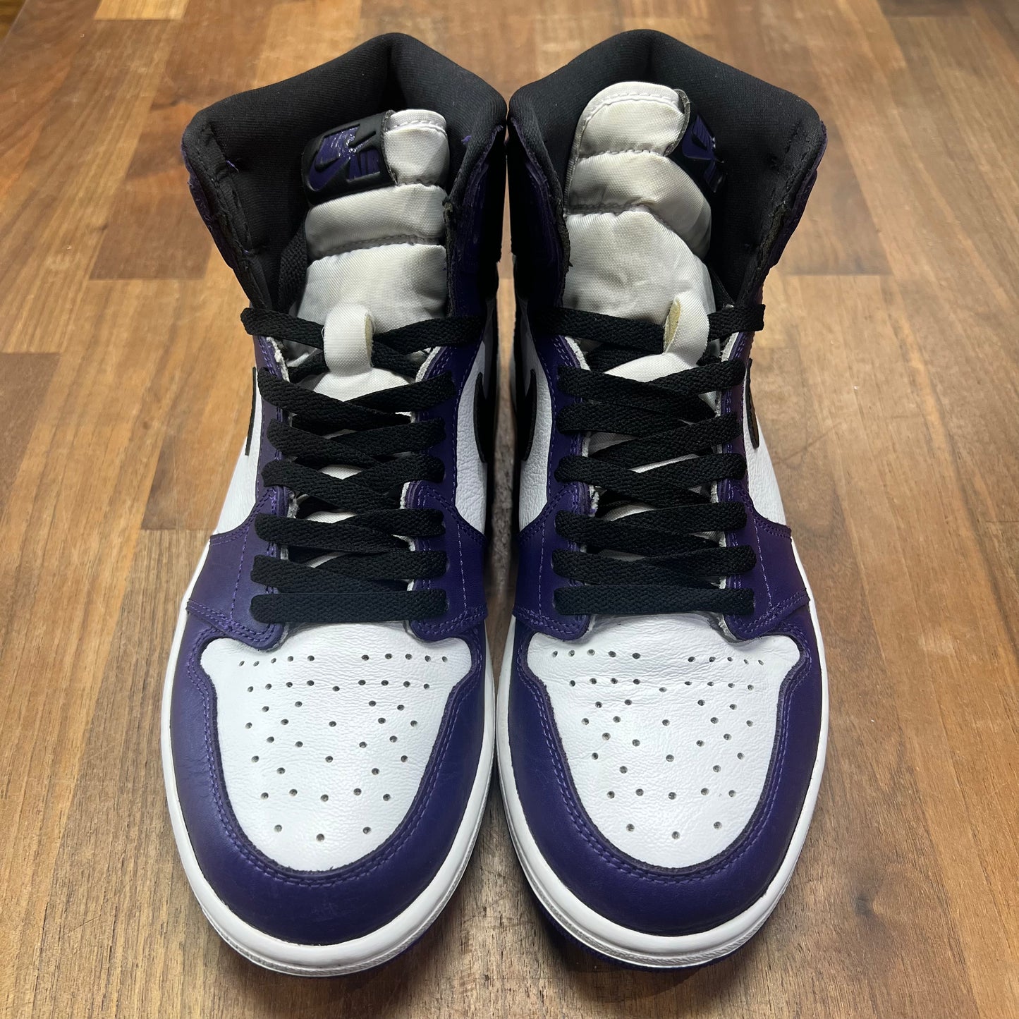Jordan 1 Court Purple Size 9.5 USED s15786