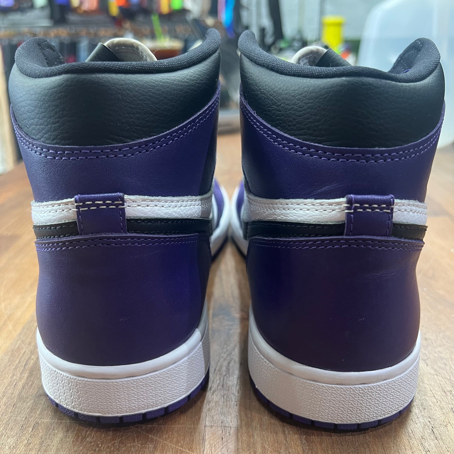 Jordan 1 Court Purple Size 9.5 USED s15786