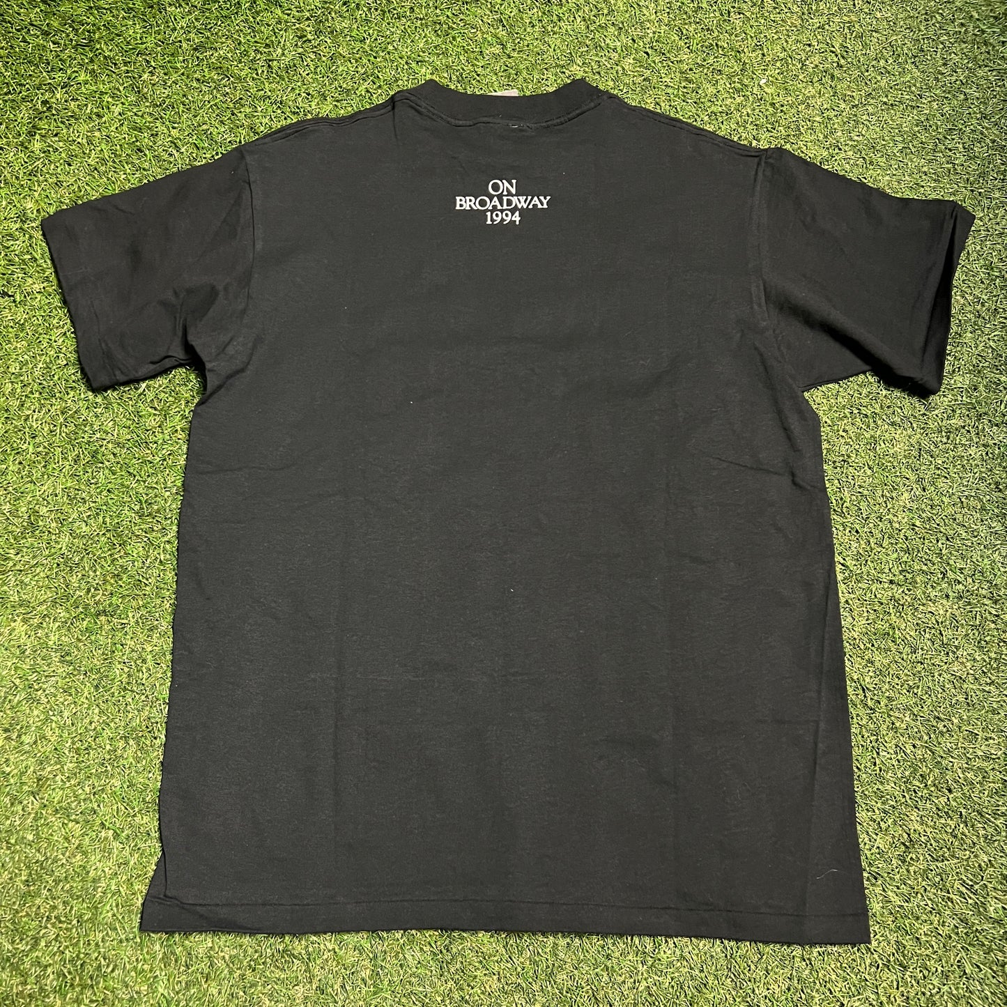 Disneys Beauty and the Beast New Musical Black Tee Size Large USED v14946