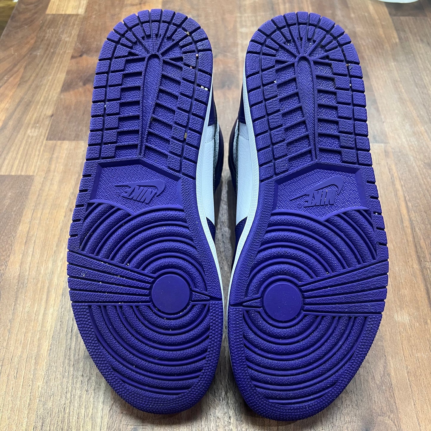 Jordan 1 Court Purple Size 9.5 USED s15786