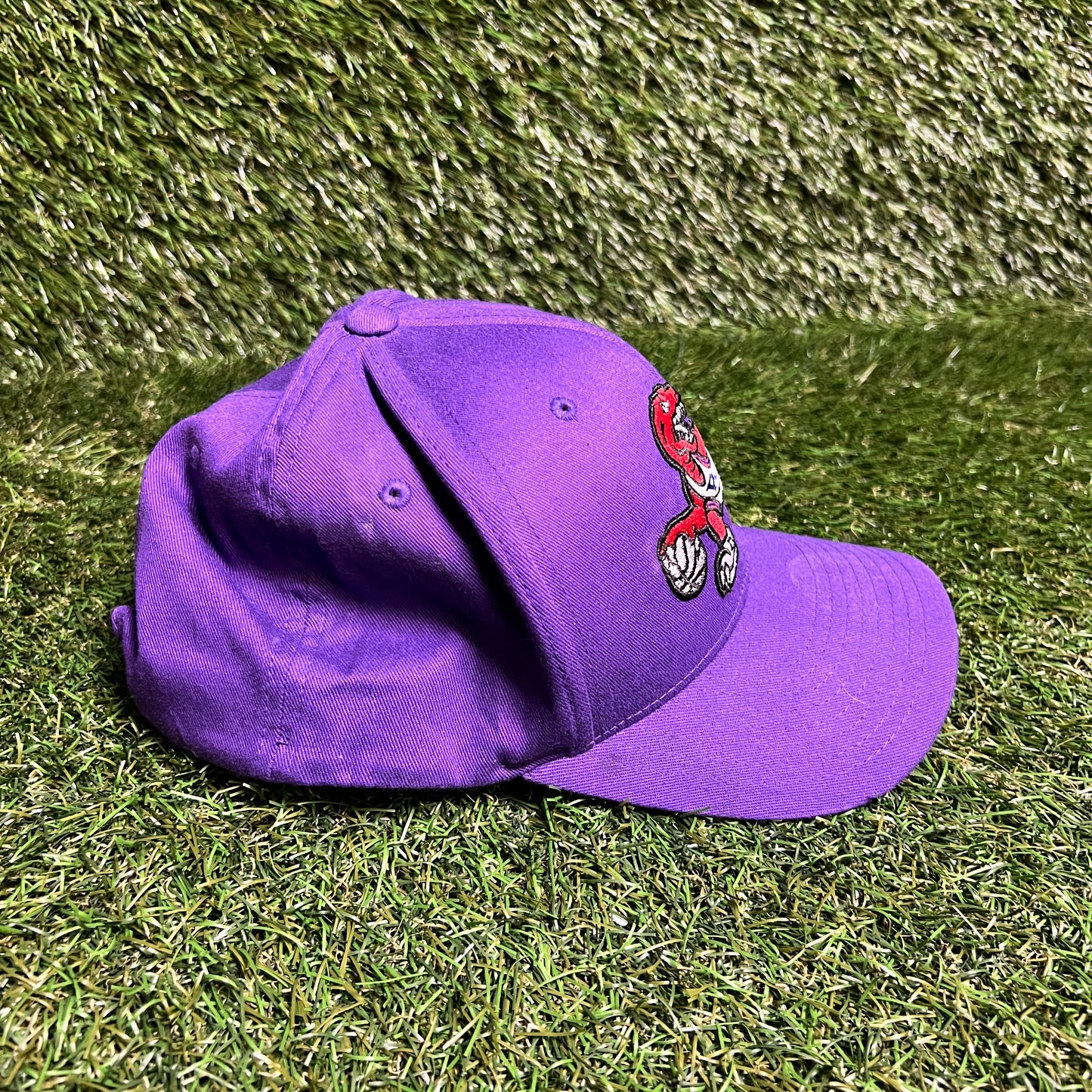 Mitchell & Ness Toronto Raptors Purple Hat Size One Size USED v15954