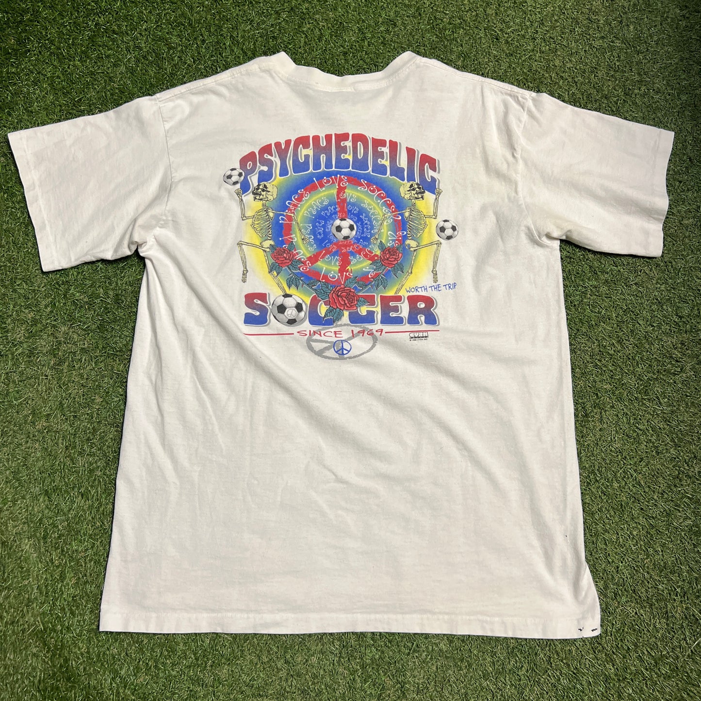 1990s Psychedelic Soccer Since 1969 White Tee Size XL USED v14992