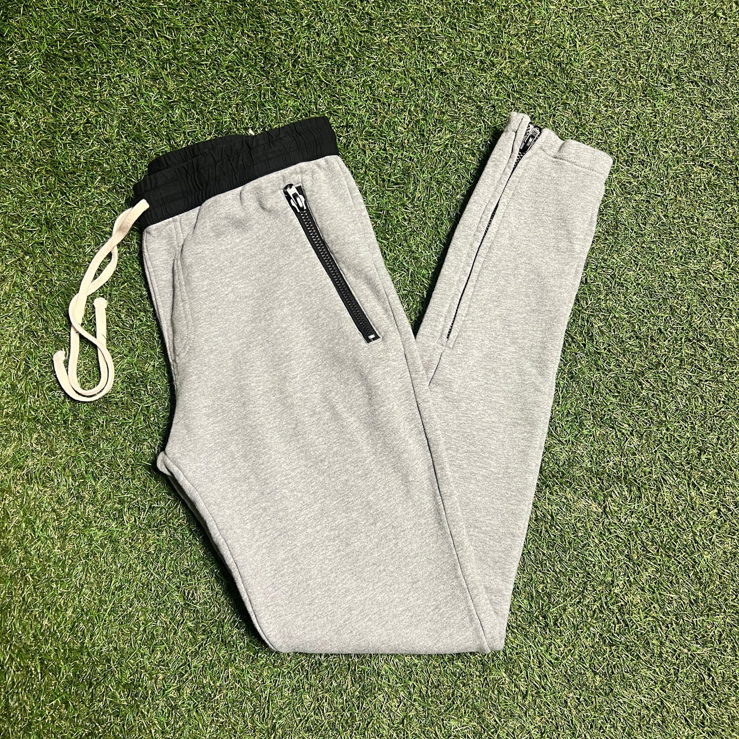 FOG Drawstring Sweatpants Gray Size Medium USED x3618