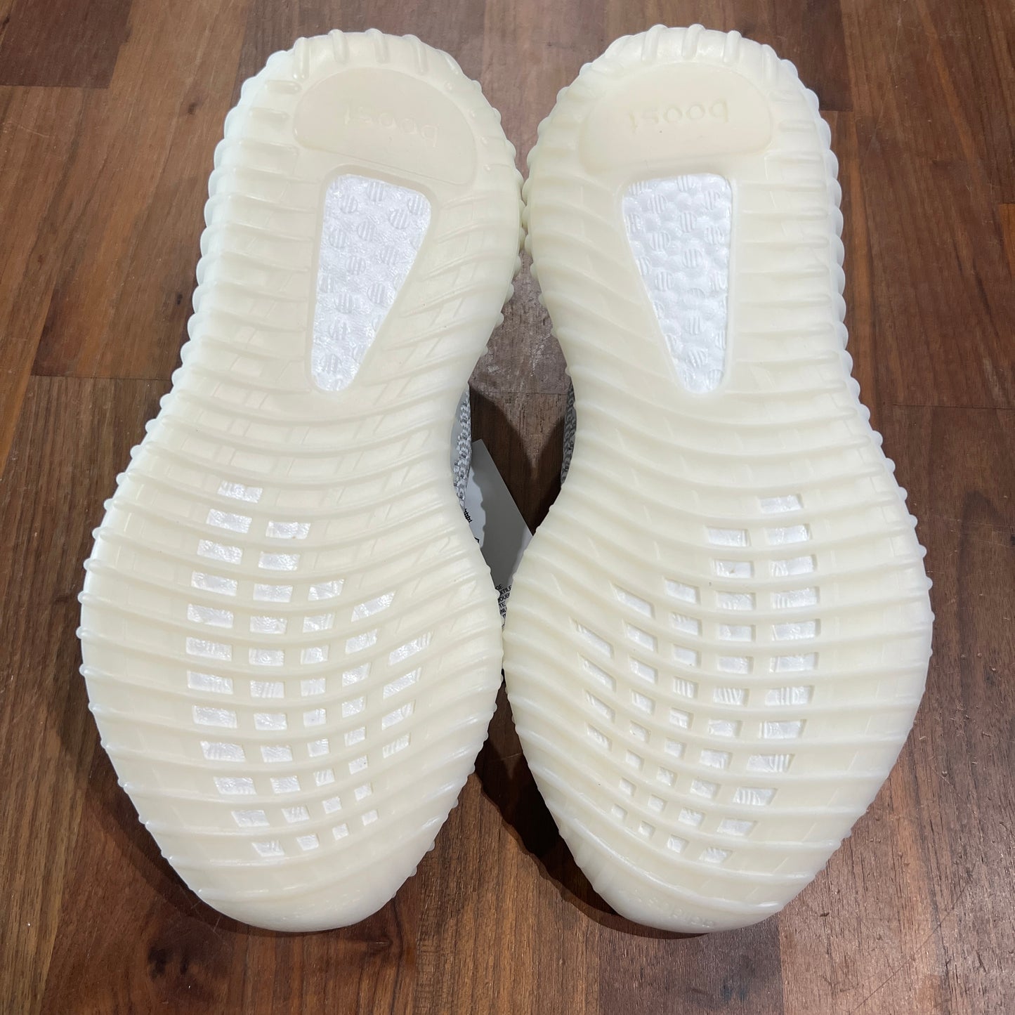 Yeezy 350 Static (Non-Reflective) Size 6 NEW s14127