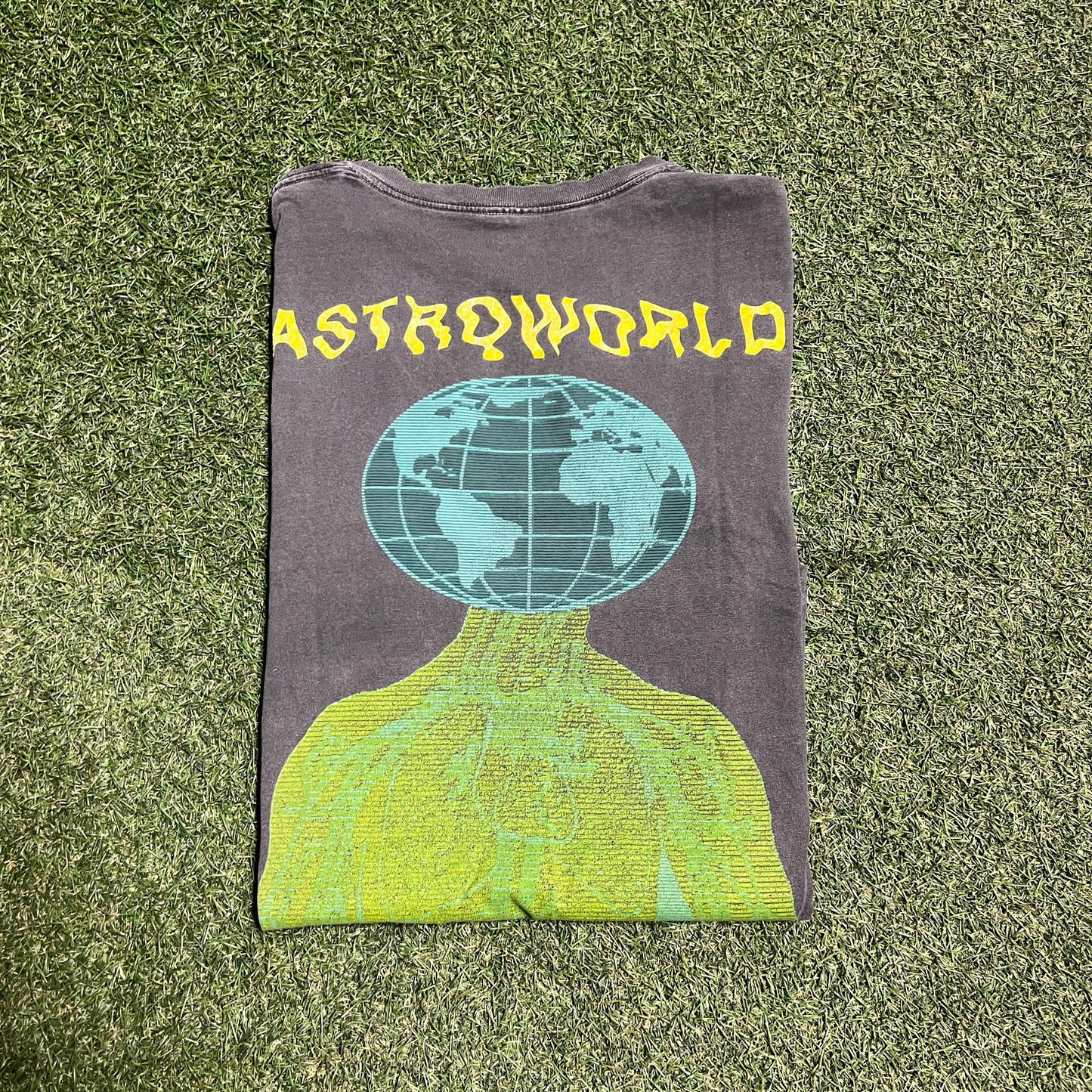 Travis Scott Astroworld Coming Soon Made by Humans Grey tee Size XXL USED x12507