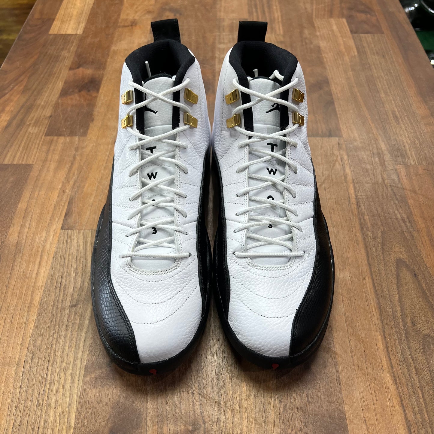 Jordan 12 Taxi 2013 Size 12 USED s15838