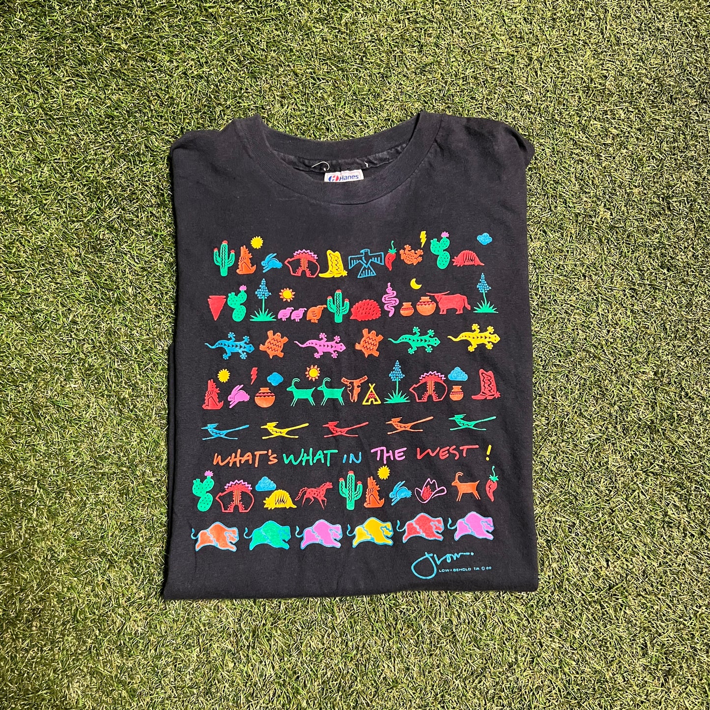 What's What In The West Low + Behold Black Tee Size XL USED V12749