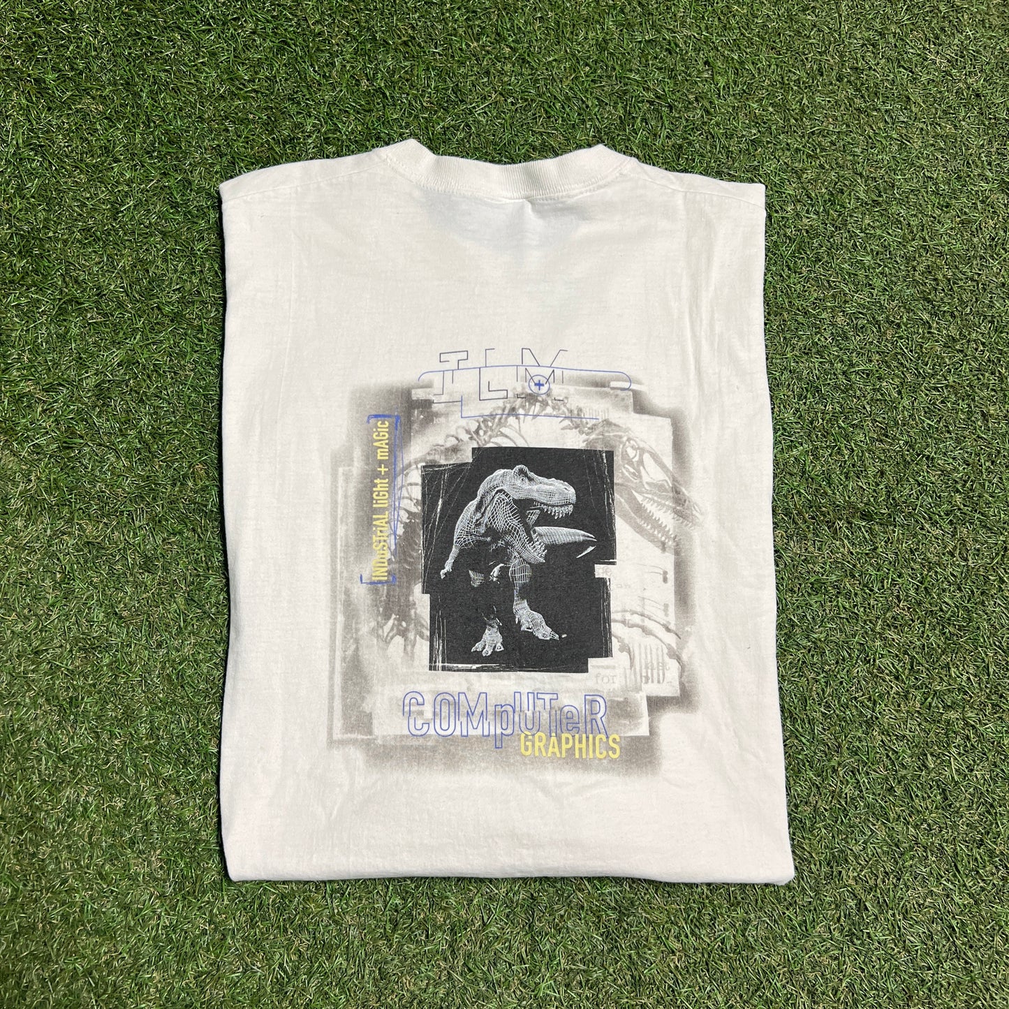 1997 Jurassic Park Lost World Crew White Tee Size XXL USED v15047