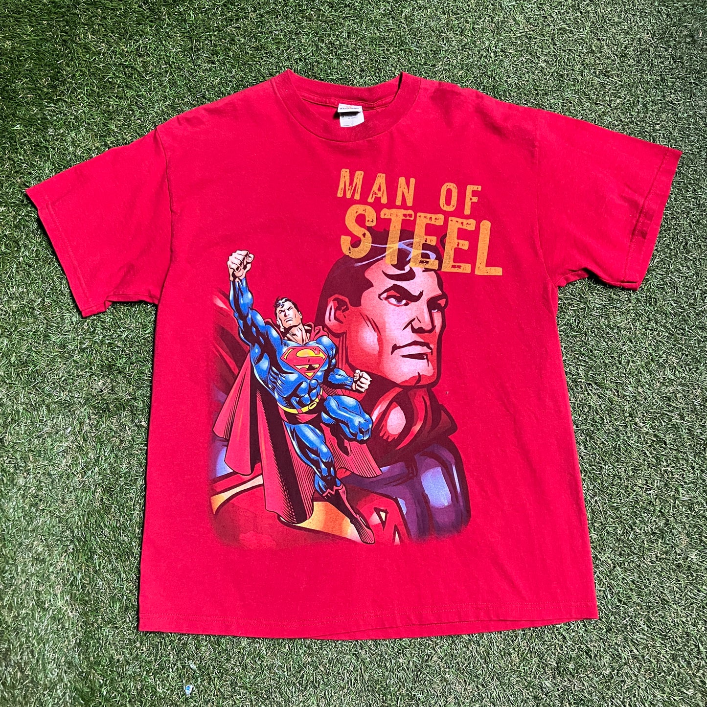 Superman Man of Steel Full Graphic Red Tee Size Large v4632