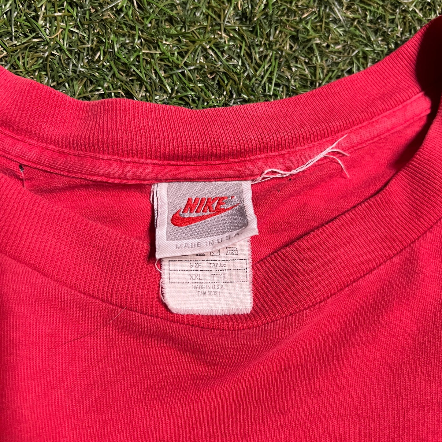 Nike 1995 PLAY Red Tee XXL USED v9916