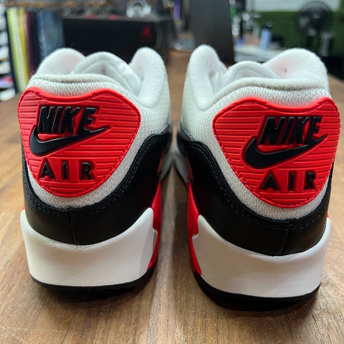 Nike Air Max 90 OG Infrared 2015 Size 8.5 NEW s15973