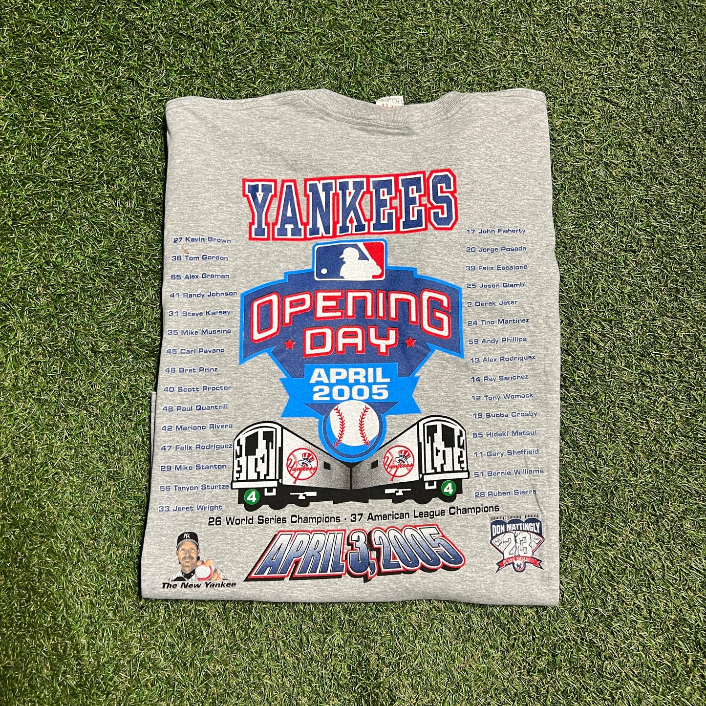 05 Yankees Opening Day Photo Team Grey Tee Size XL USED v14160