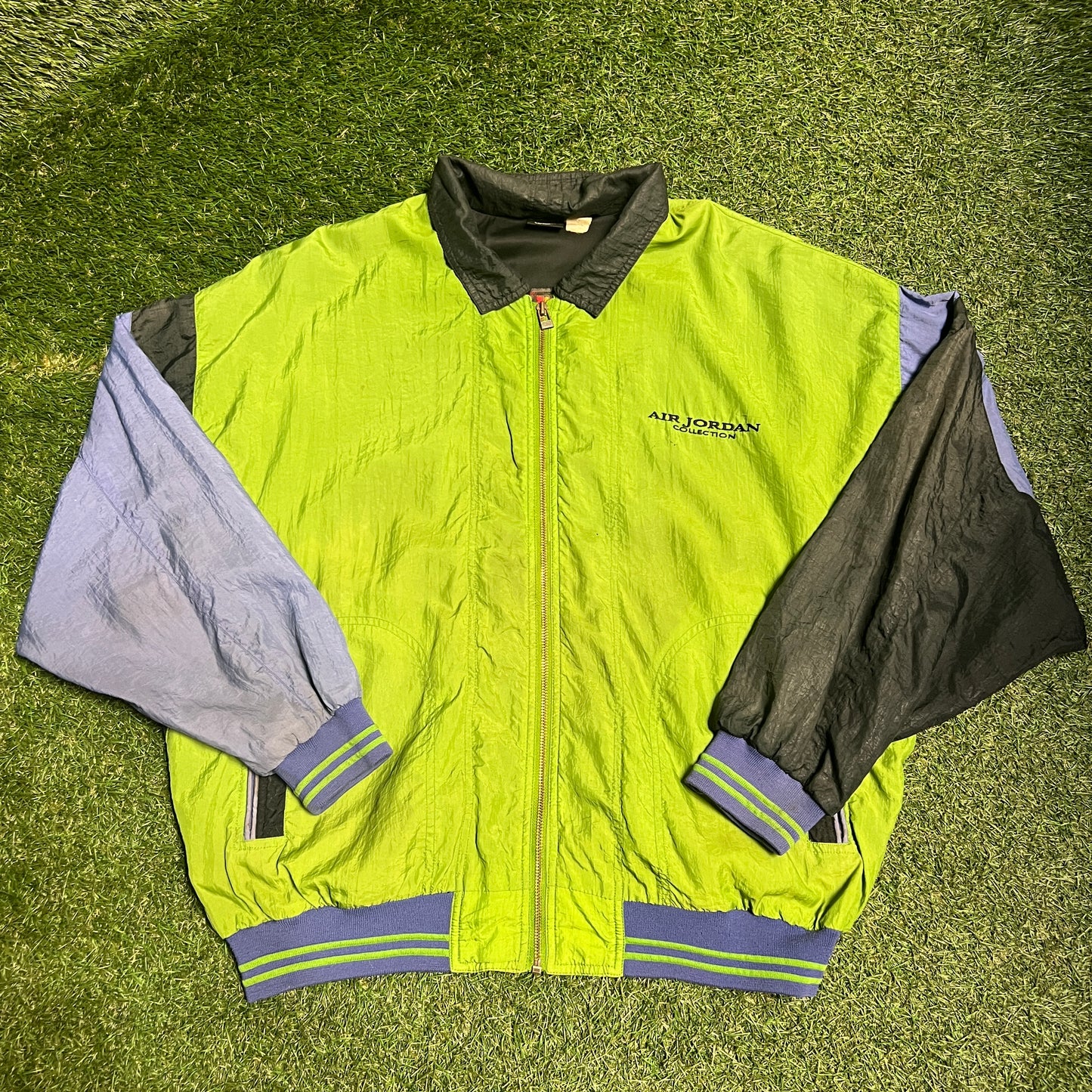 Air Jordan 1990s Collection Green Windbreaker Size Large Used V4598