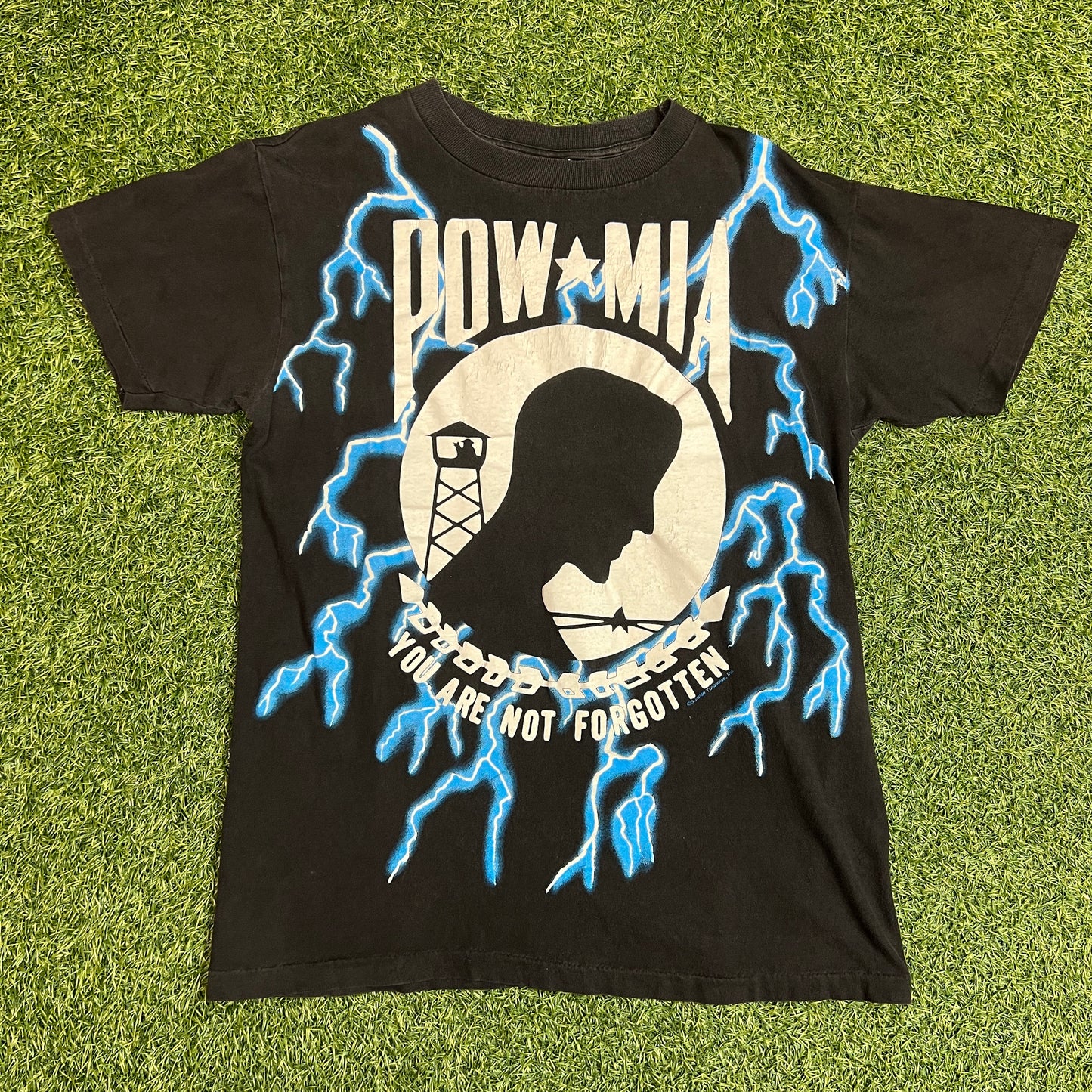 American Thunder 1990s POW MIA Tee Size Large USED v8653