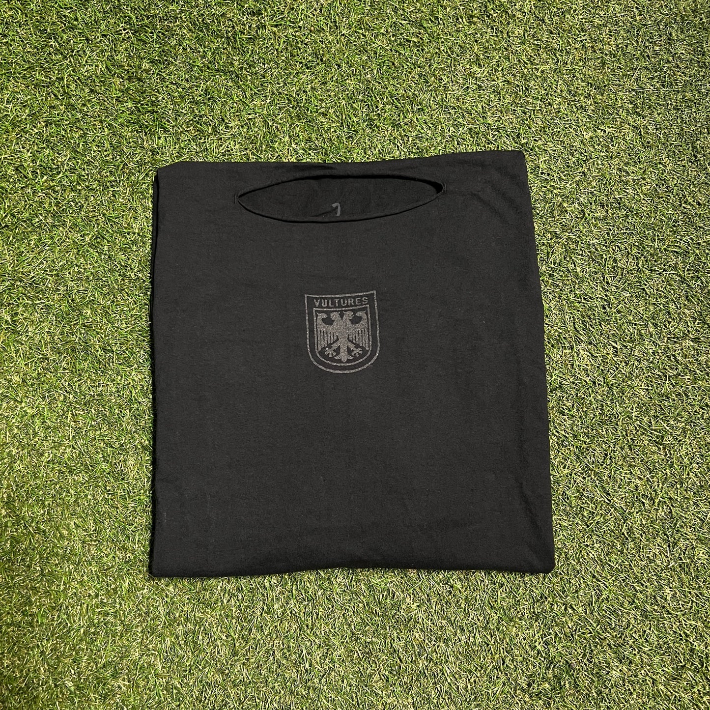 Yeezy short sleeve logo black Size 2 NEW x10357
