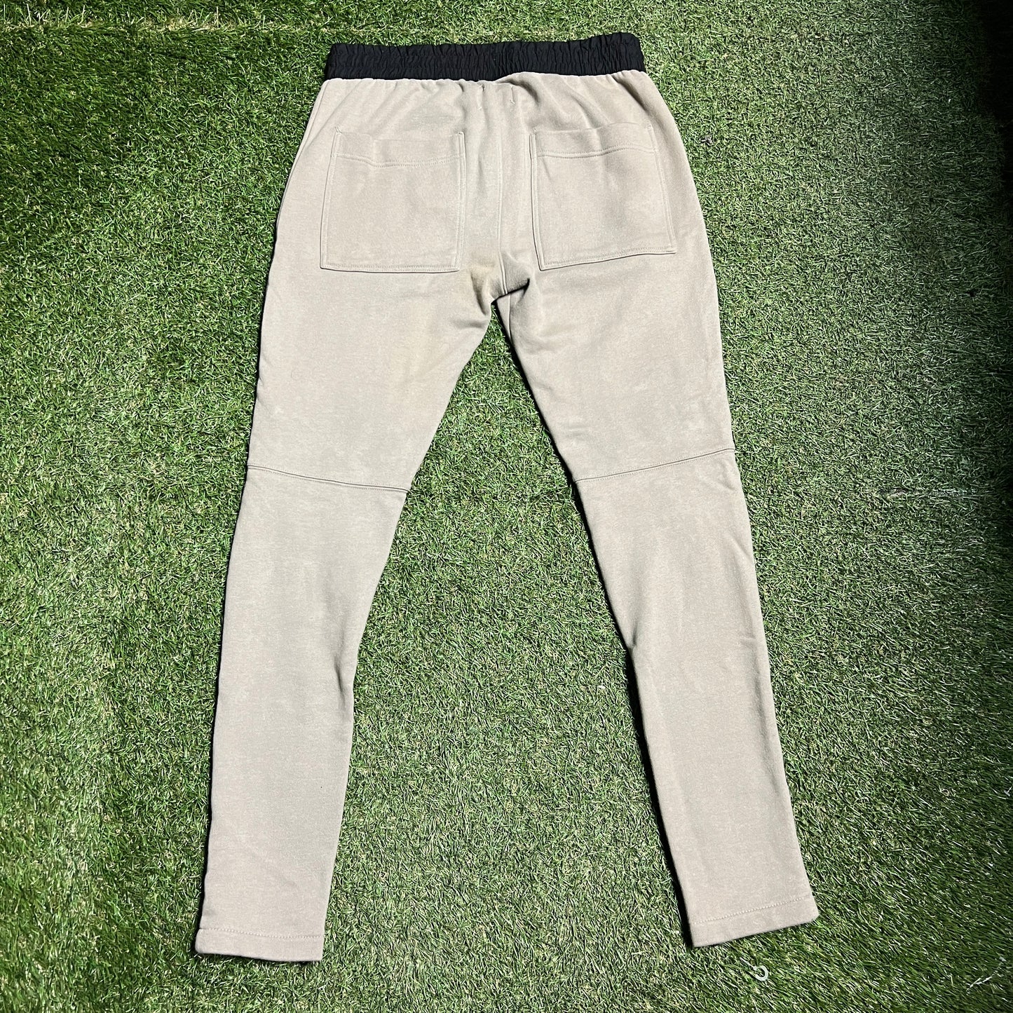 FOG Green Sweatpants with Black waistband Size Medium USED x3216