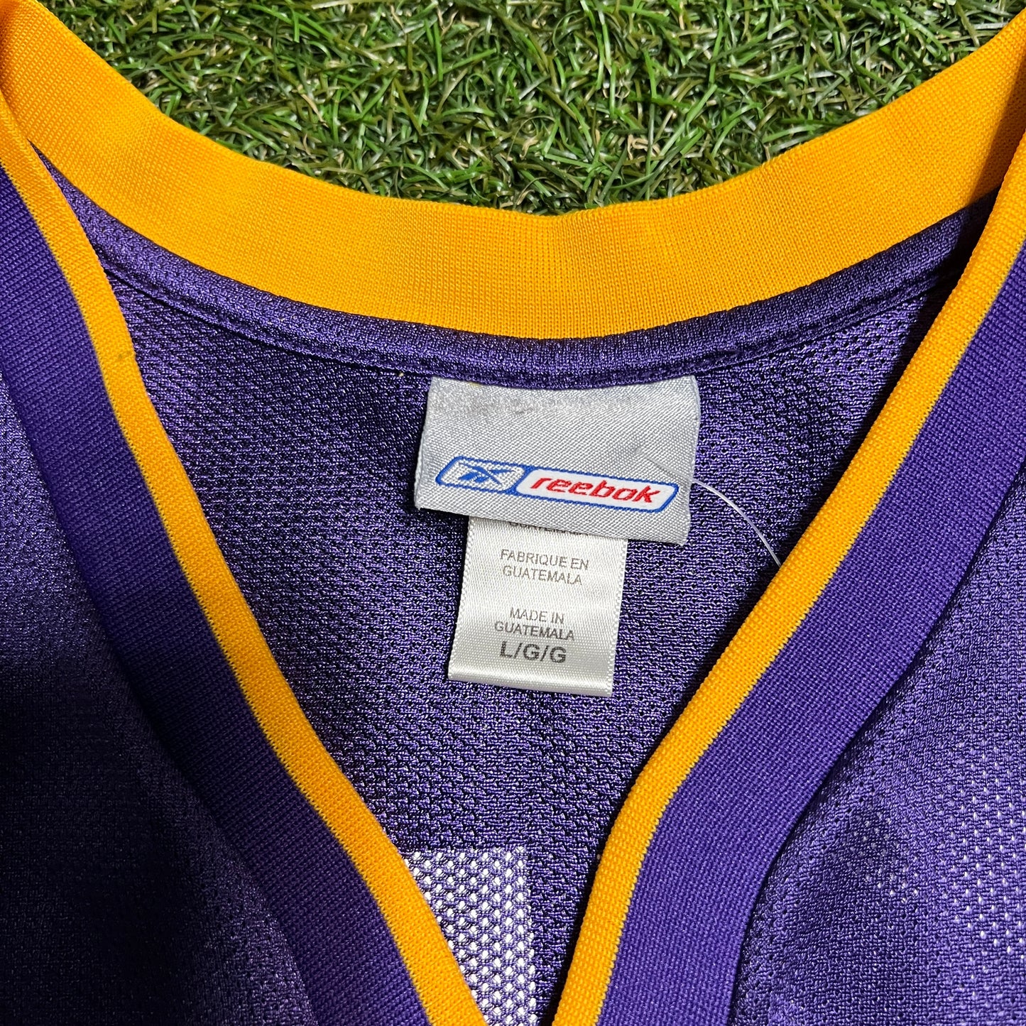 Lakers Oneil jersey Size Large USED v1416