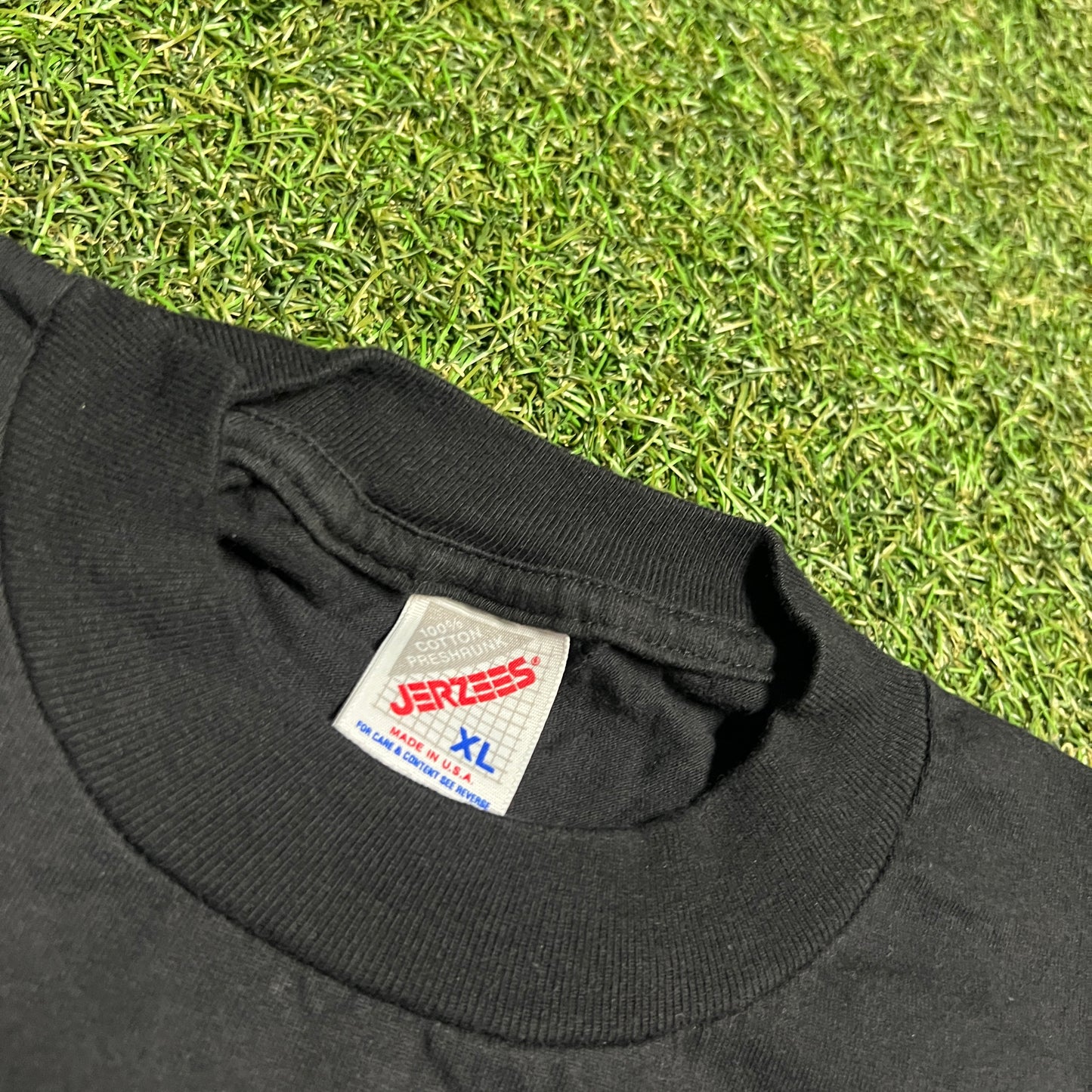 Bootleg Chanel Paris Black Tee Size XL USED v15127