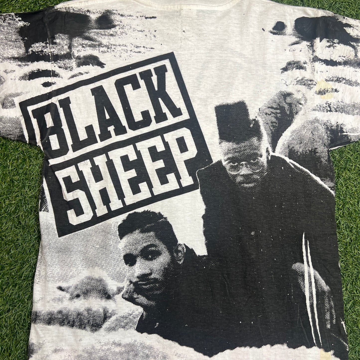 Black Sheep 1990s Full Print Tee Size Large USED v5603
