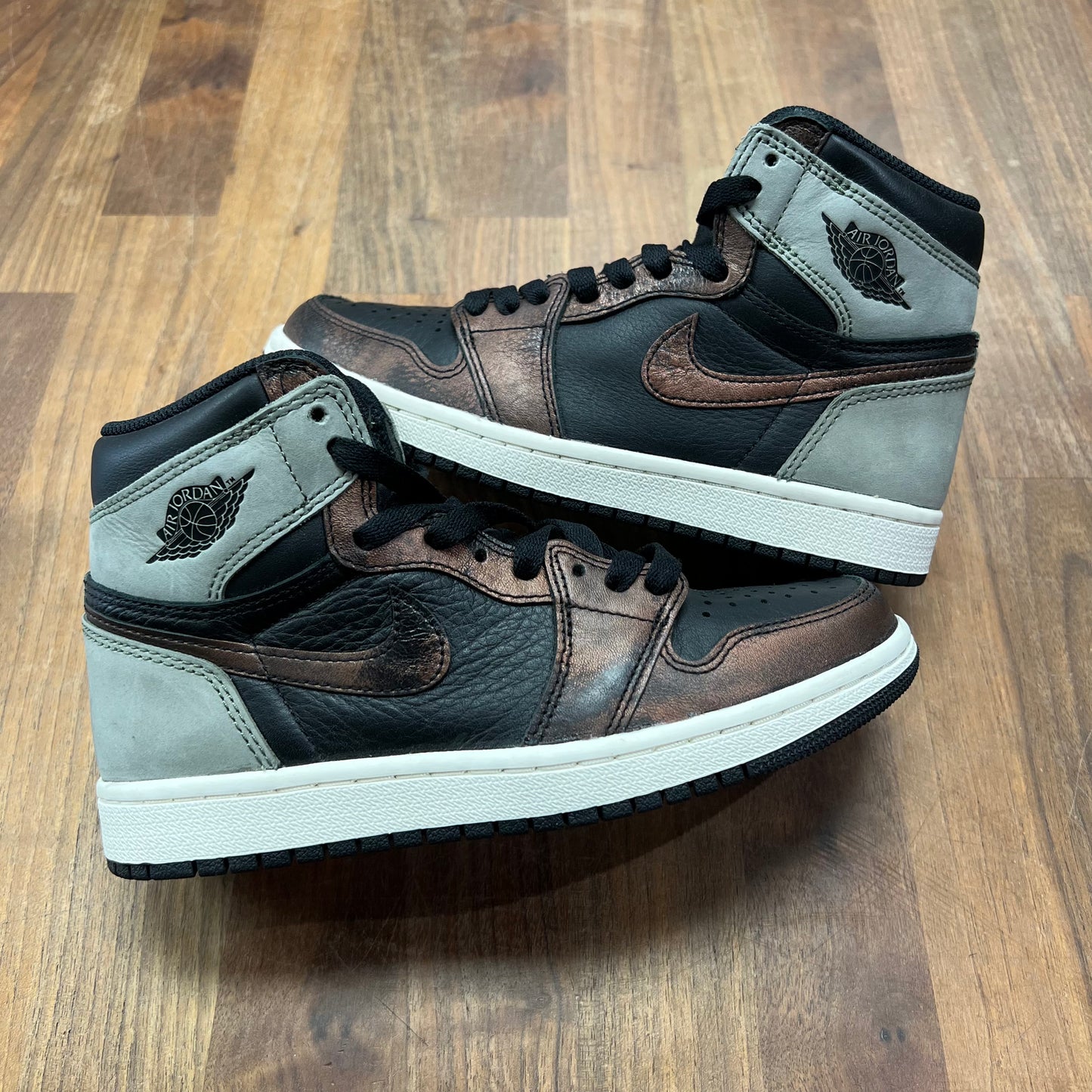 Jordan 1 High Rust Patina Size 4.5Y NEW s16016