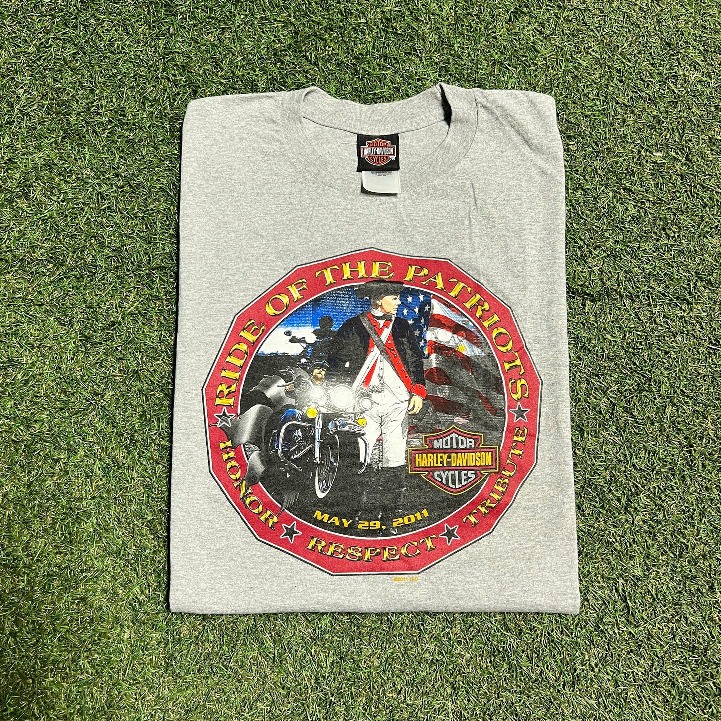 2011 Harley Davidson Pride of the Patriots Grey Tee Size XXL USED v15145