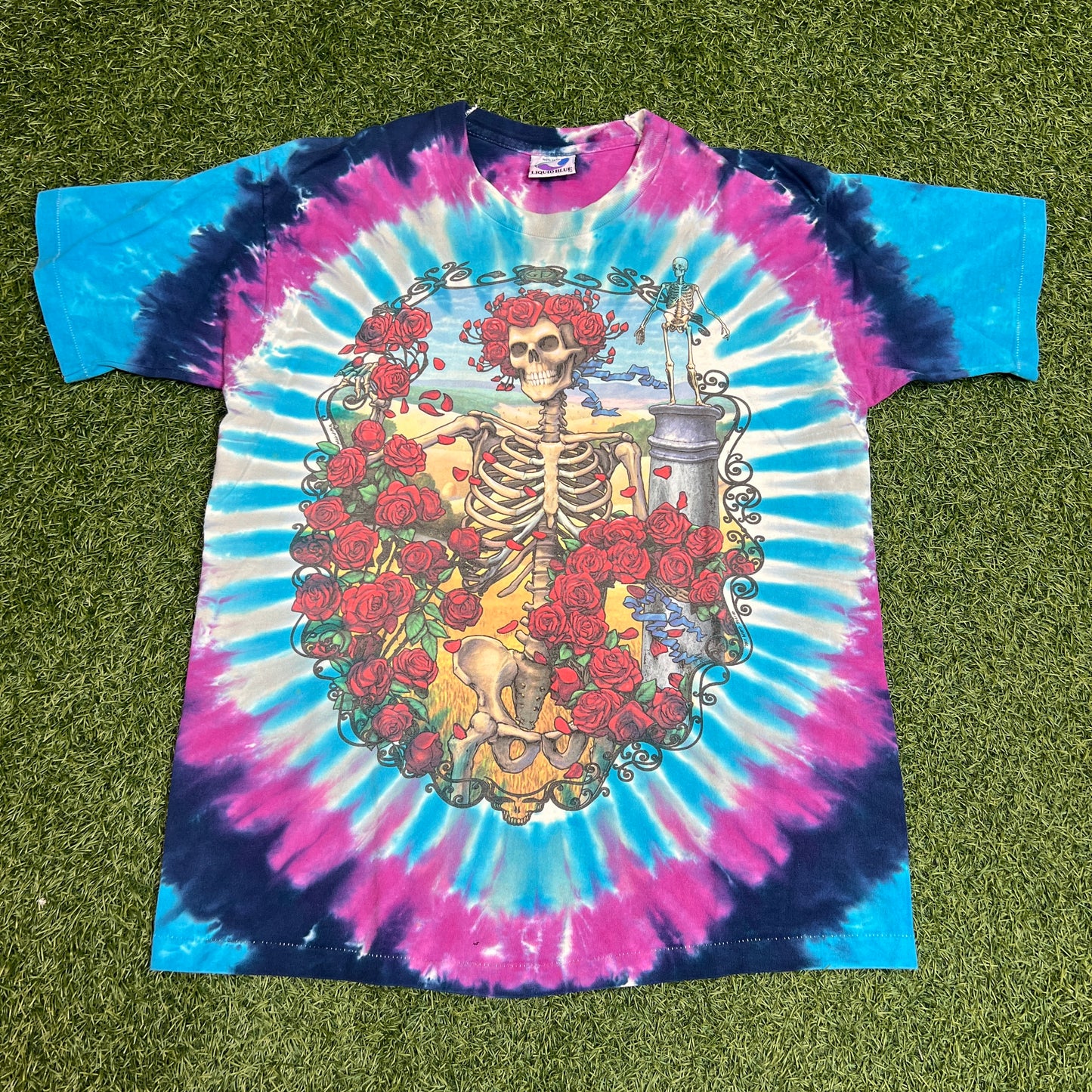 Grateful Dead 1995 30 Years Skeleton With Roses Tee Size Large USED v8592