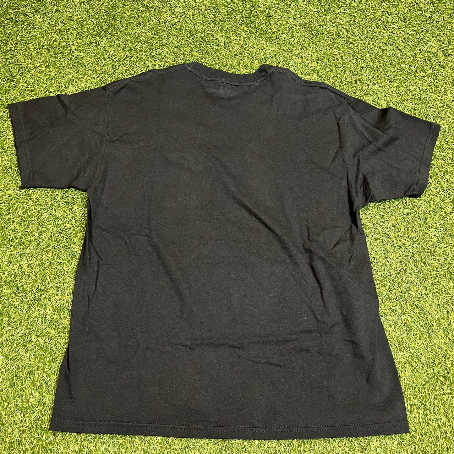 2001 Tomb Raider Lara Croft Promo Tee Size Large USED v5229