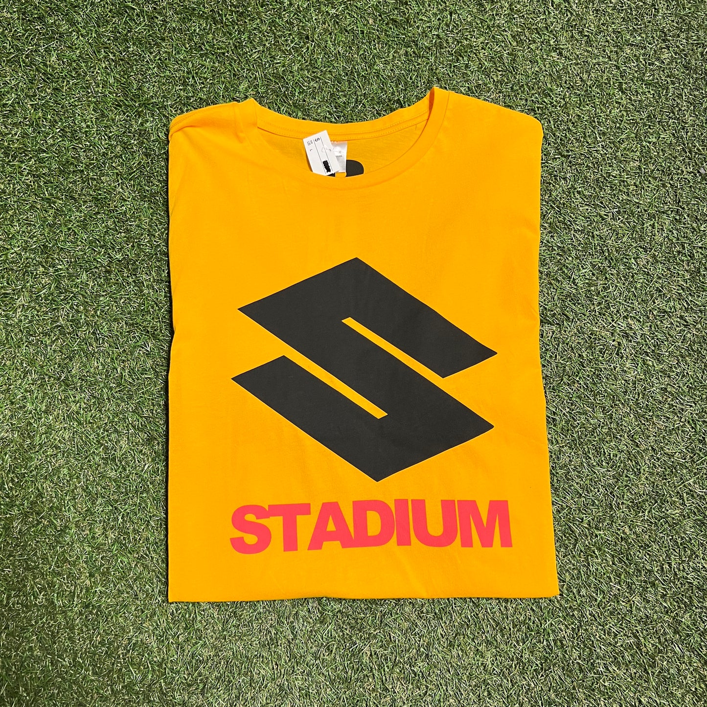 Justin Bieber Stadium Yellow Tee Black/Red Font Size Large NEW x9899