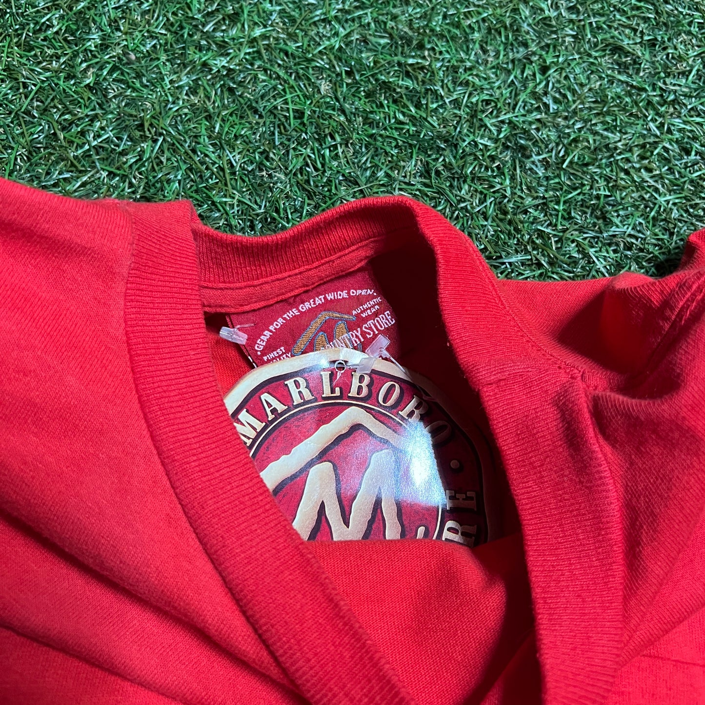 Marlboro logo back pocket tee with tag Size OS/XL NEW v2653