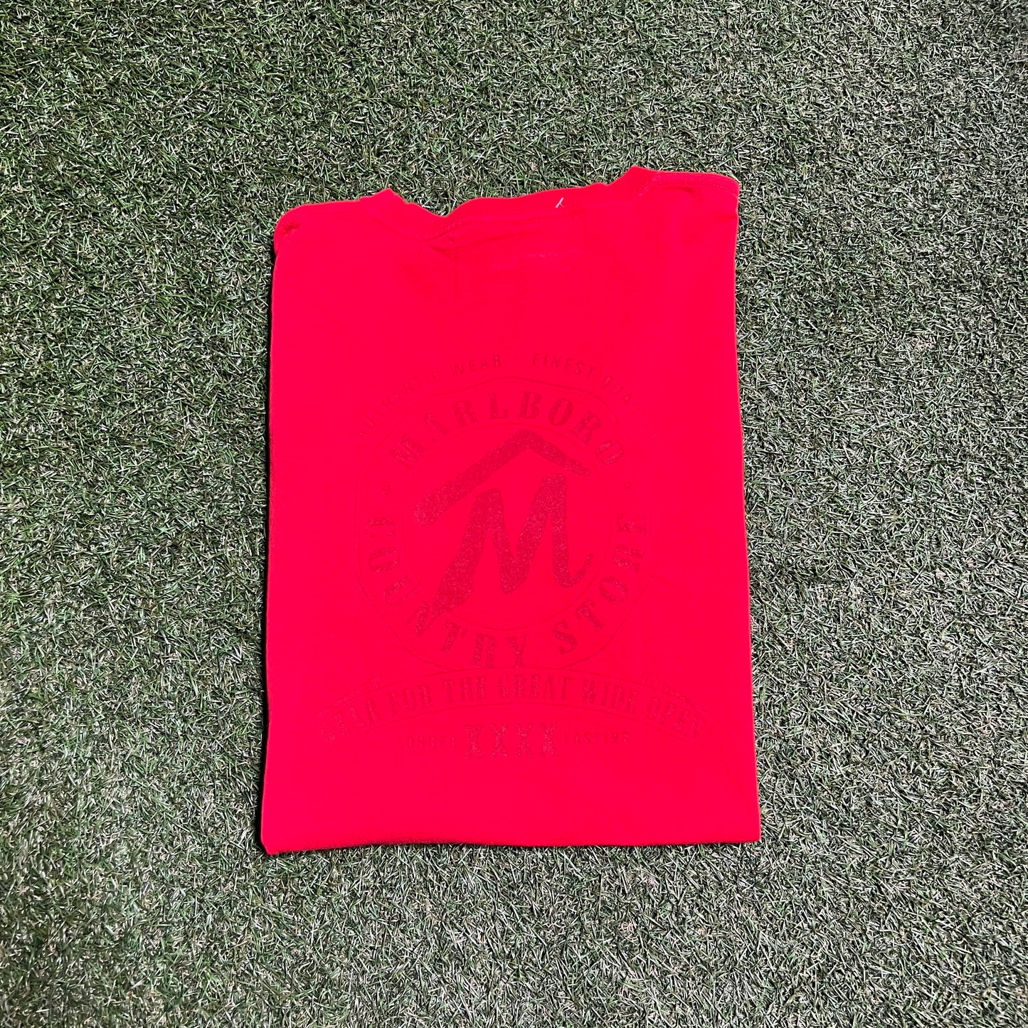 Marlboro logo back pocket tee with tag Size OS/XL NEW v2653