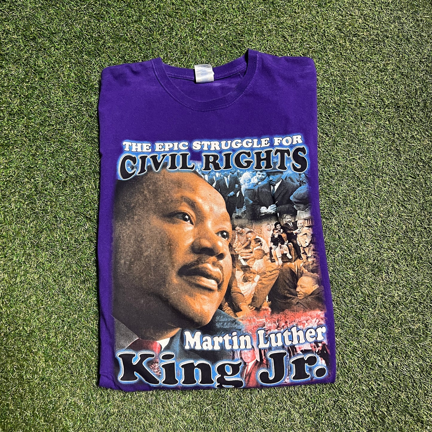 Martin Luther King Civil Rights Purple Tee 2000's Size Large USED v11954