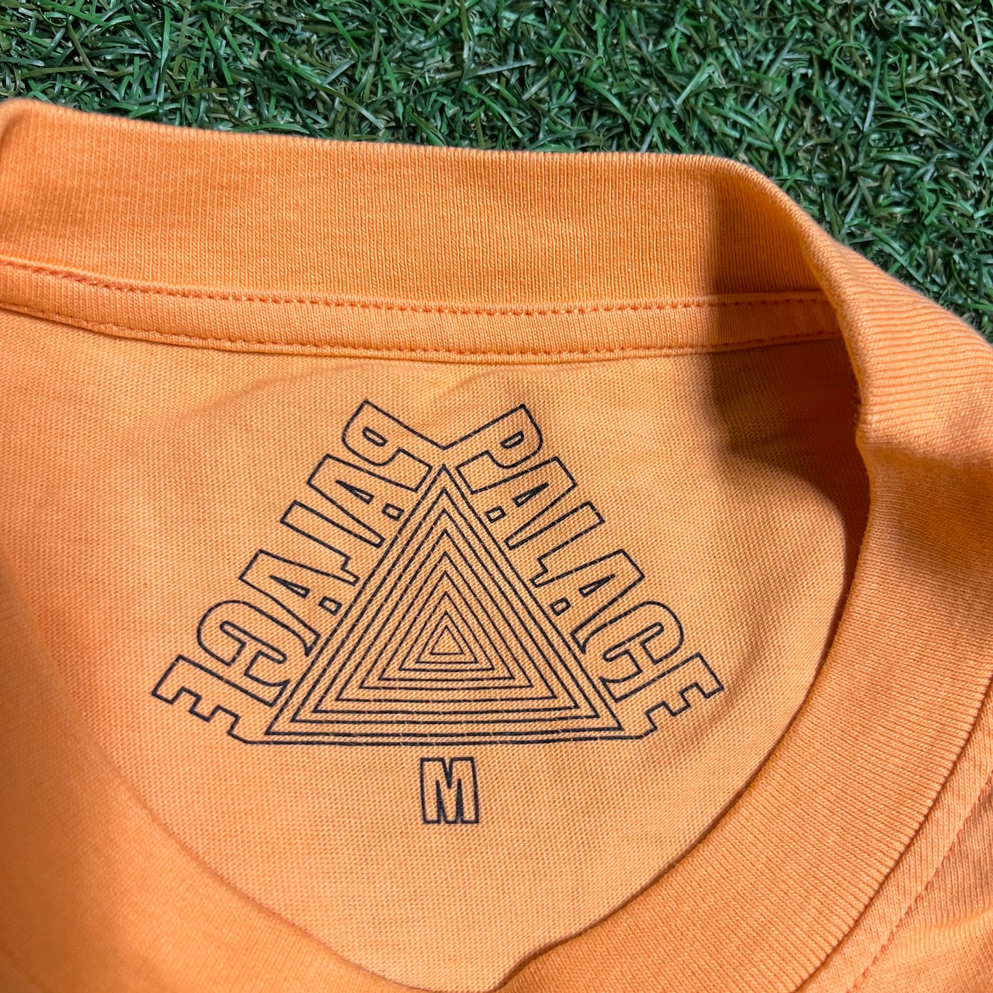 Palace P Fish Logo Orange Tee Size Medium USED x12597