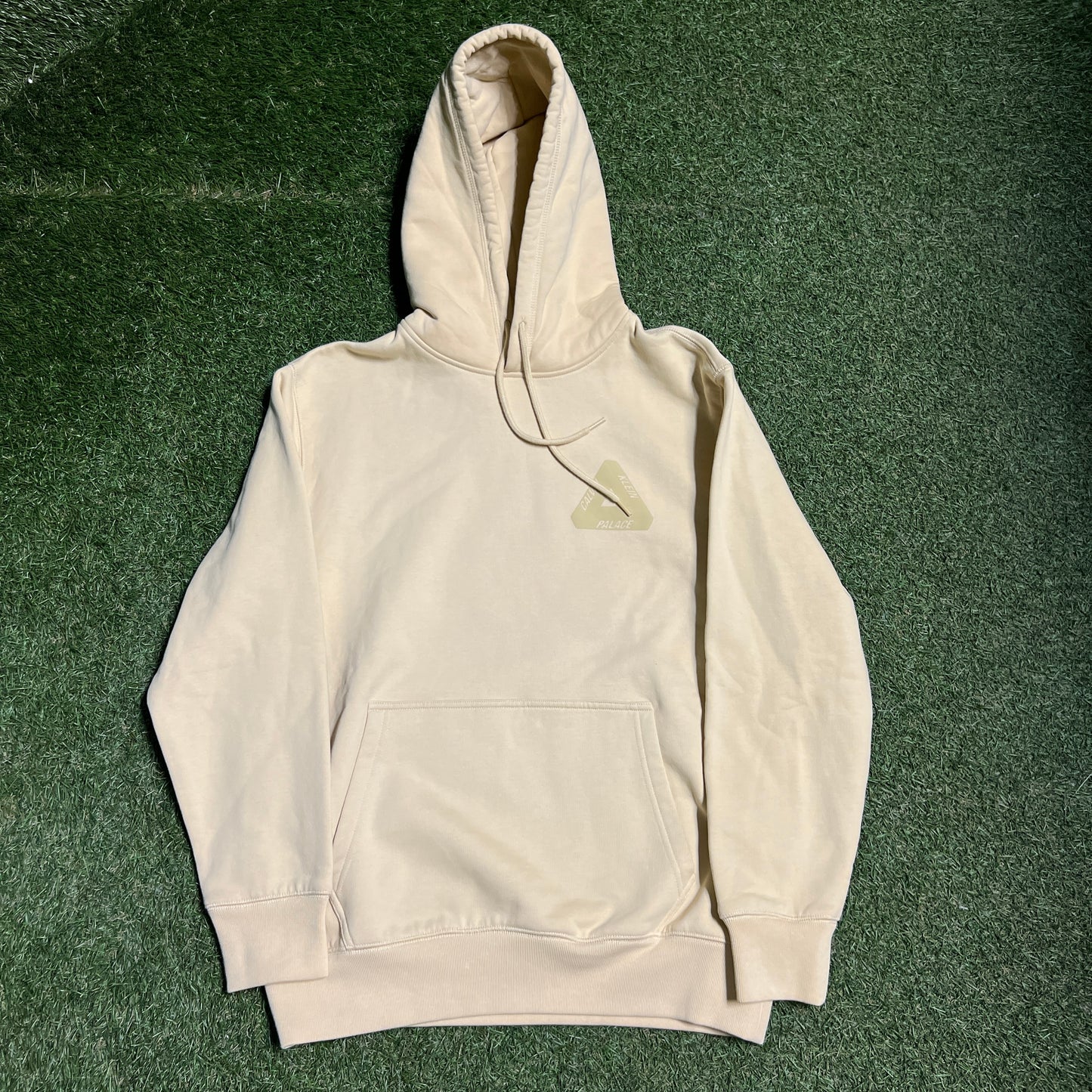 Palace x Calvin Klein Beige Hoodie Size Medium USED x12629