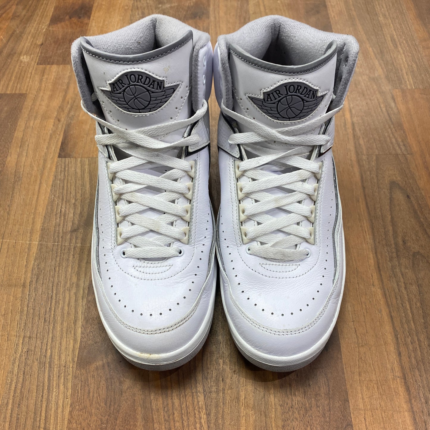 Jordan 2 Cement Grey Size 10 USED s14622