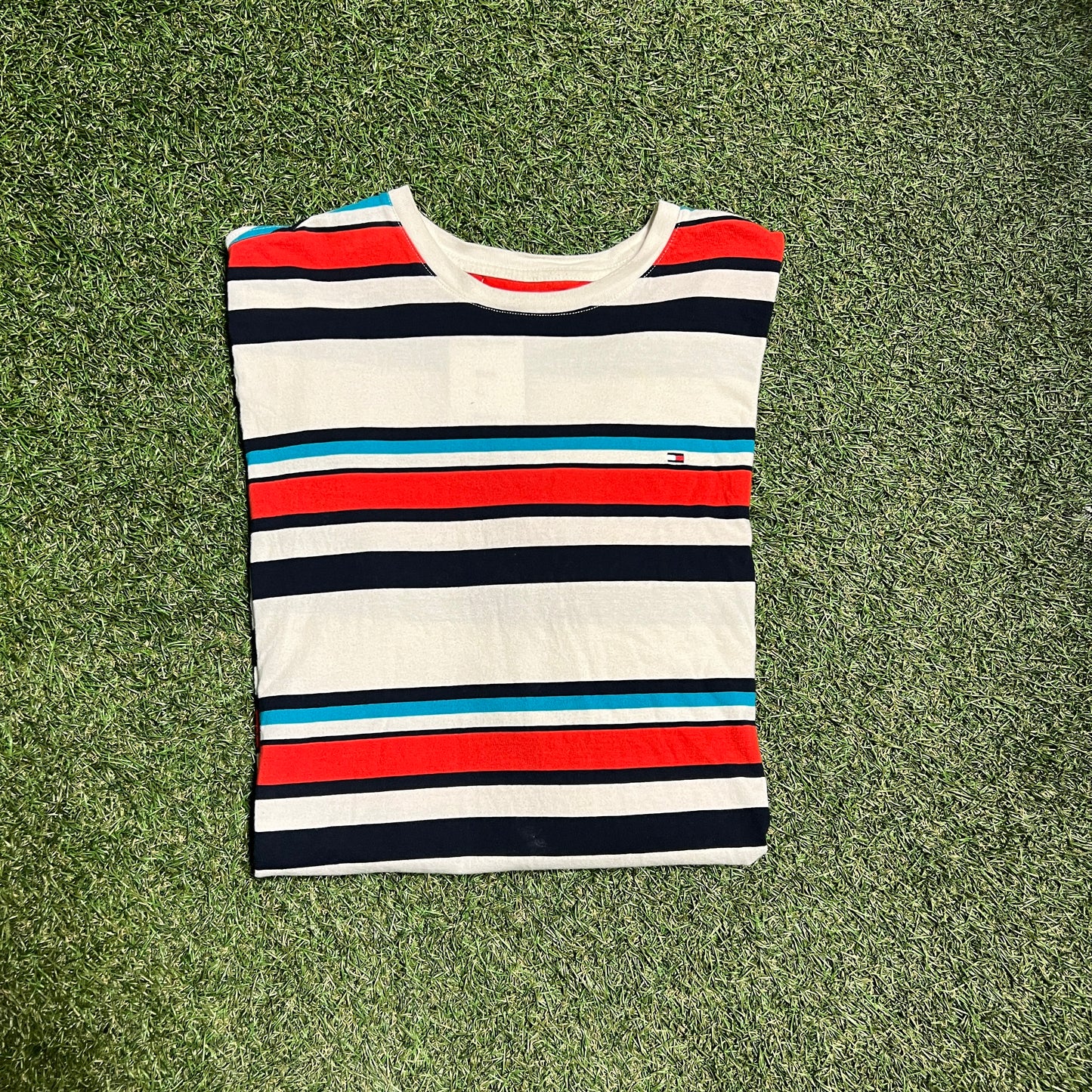 Tommy Hilfiger Striped Tee Size Large USED v12486