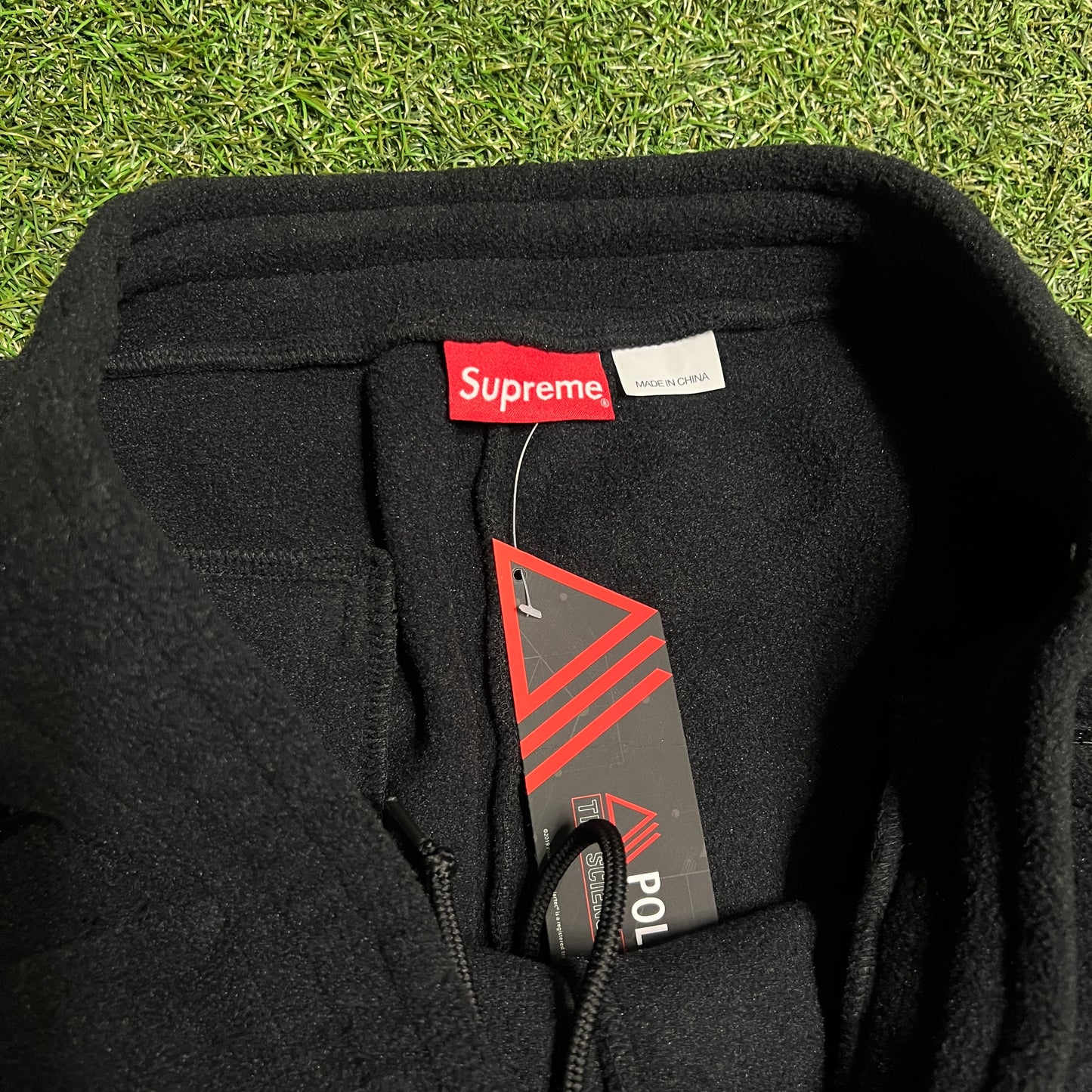 Supreme fw21 skittles polartec pants black Size Large NEW x8852