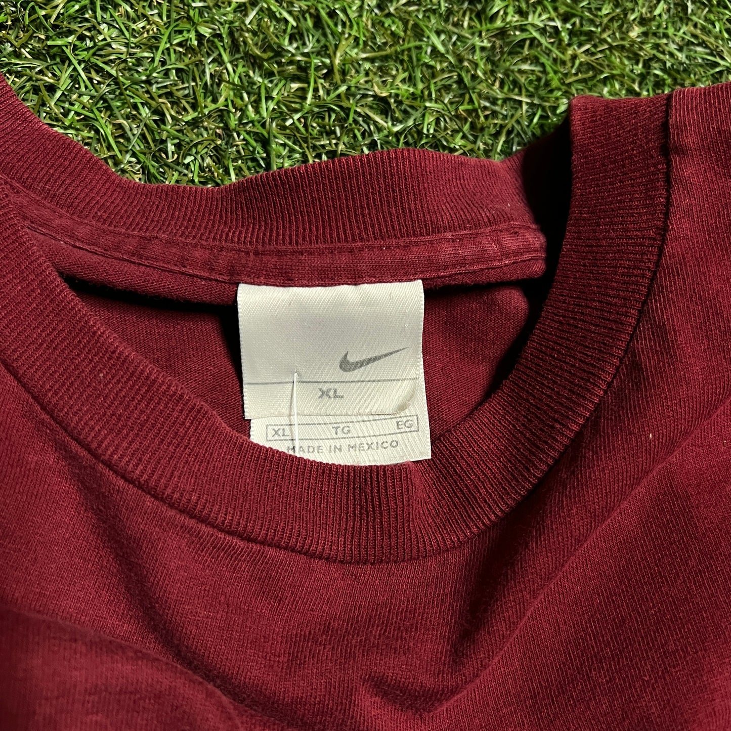 Nike Vintage Blue Check Burgundy Tee Size XL USED