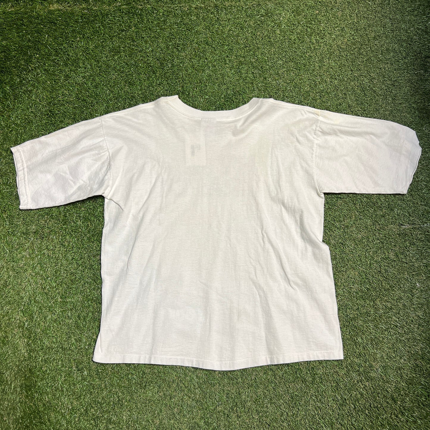 Hyper Grafix Heat changing Letter Tee Size XL USED