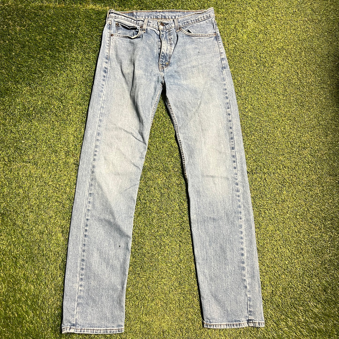 Levis 505 Light Blue Denim Jean Size 36x33 USED v15232