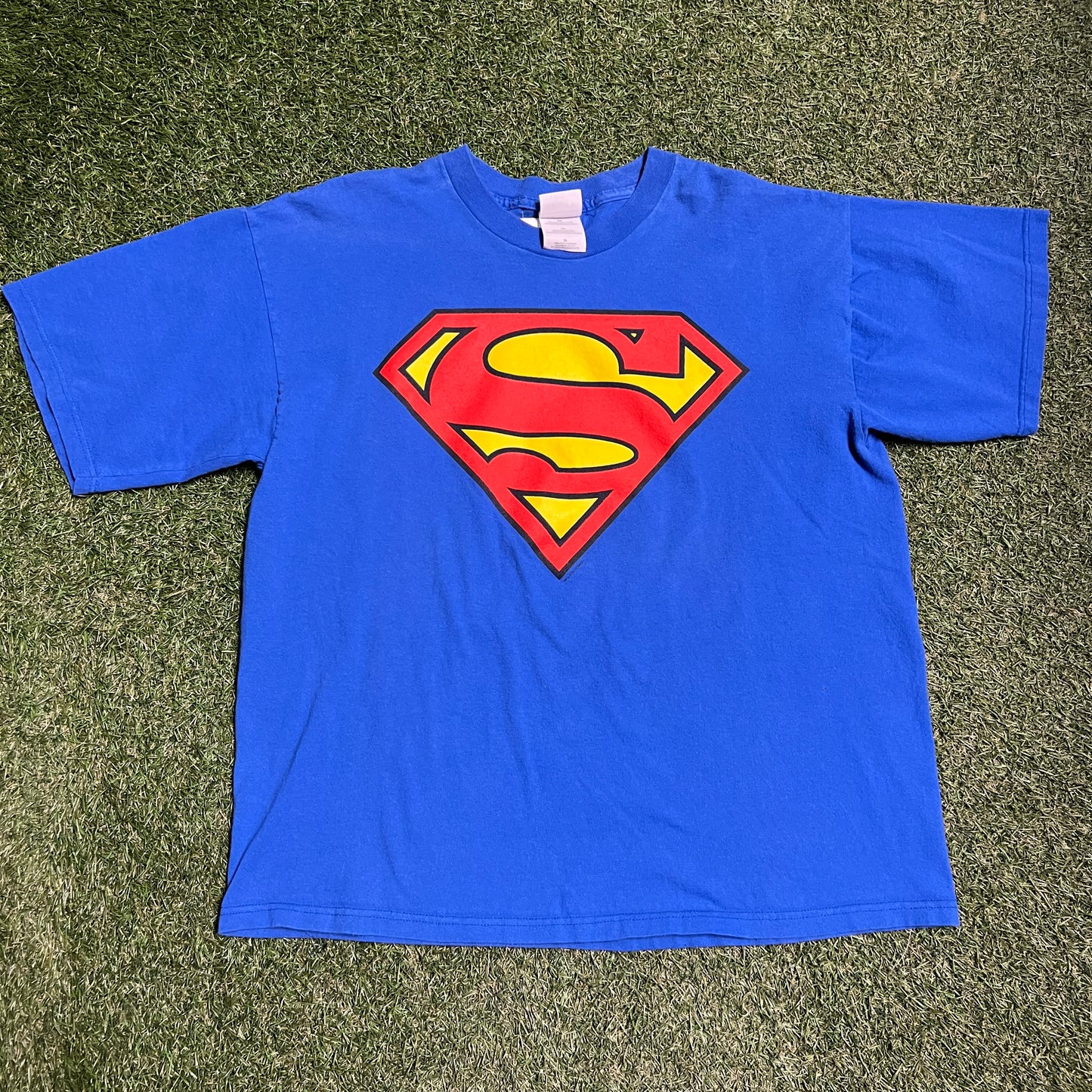 Superman Classic Middle Logo Tee Blue/Red Size XL Used V6512