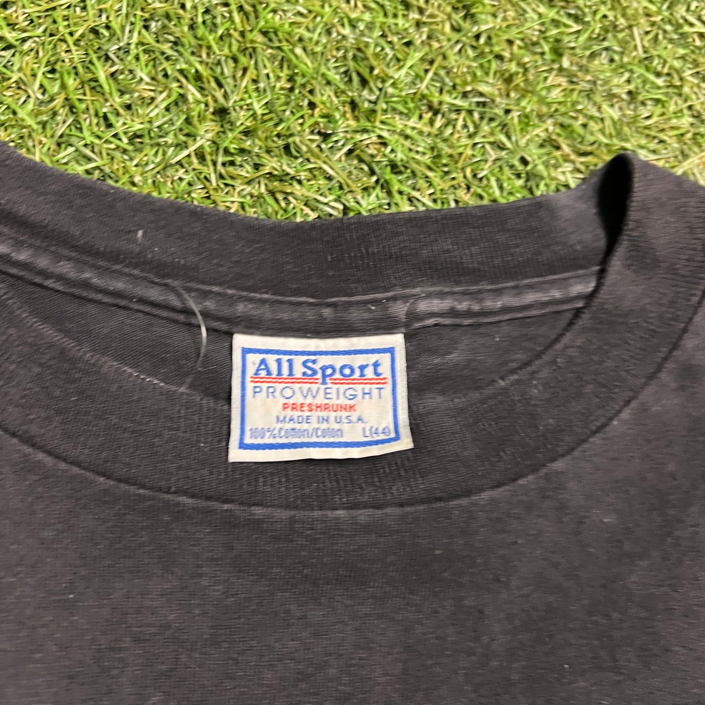 1993 Bermuda Style fish tee black all sport tag Size Large USED v12211