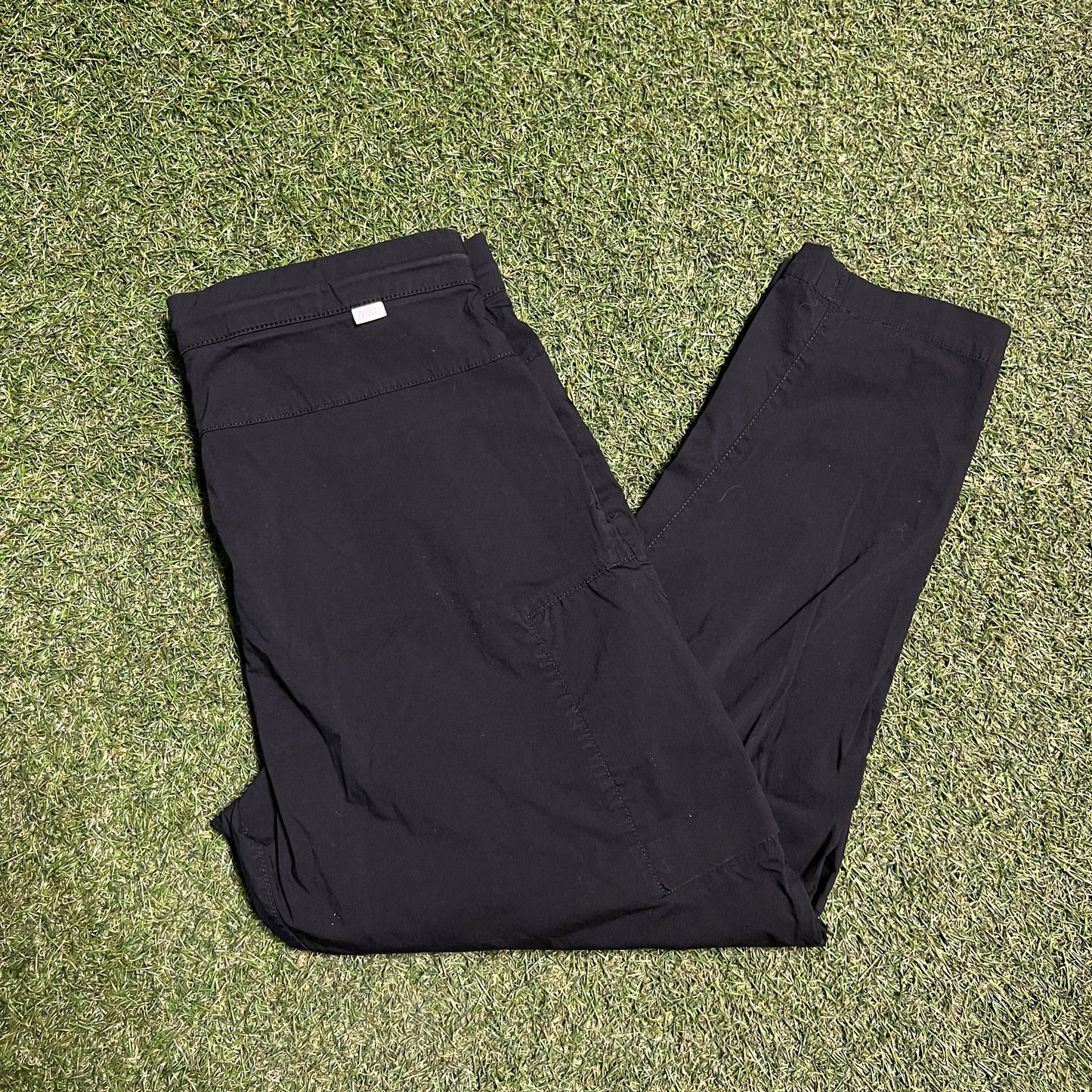 Nike Black Cargo Pants Size Medium USED v15220