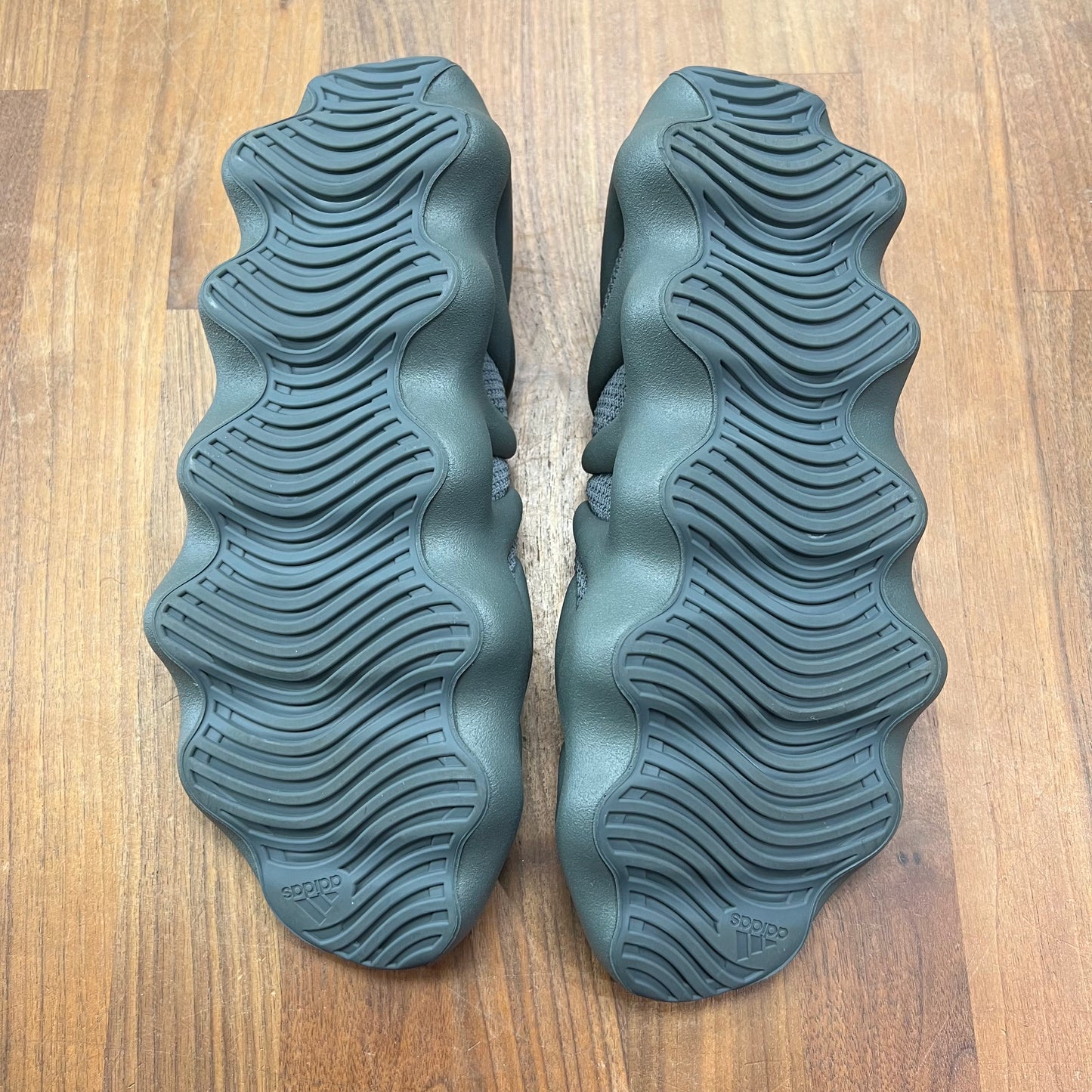 Yeezy 450 Stone Teal Size 10.5 USED s16230